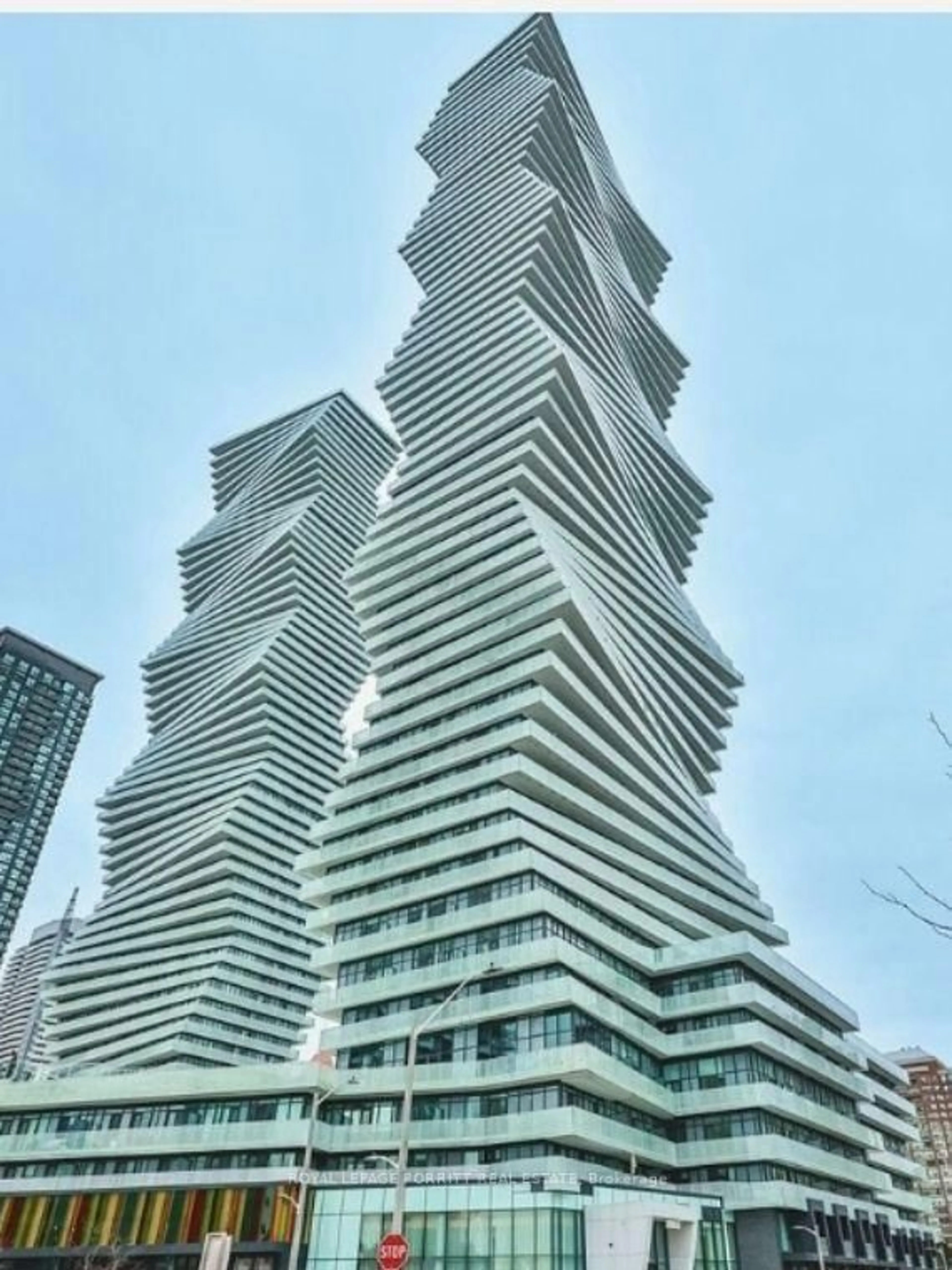 A pic of a room for 3883 Quartz Rd #202, Mississauga Ontario L5B 0M4