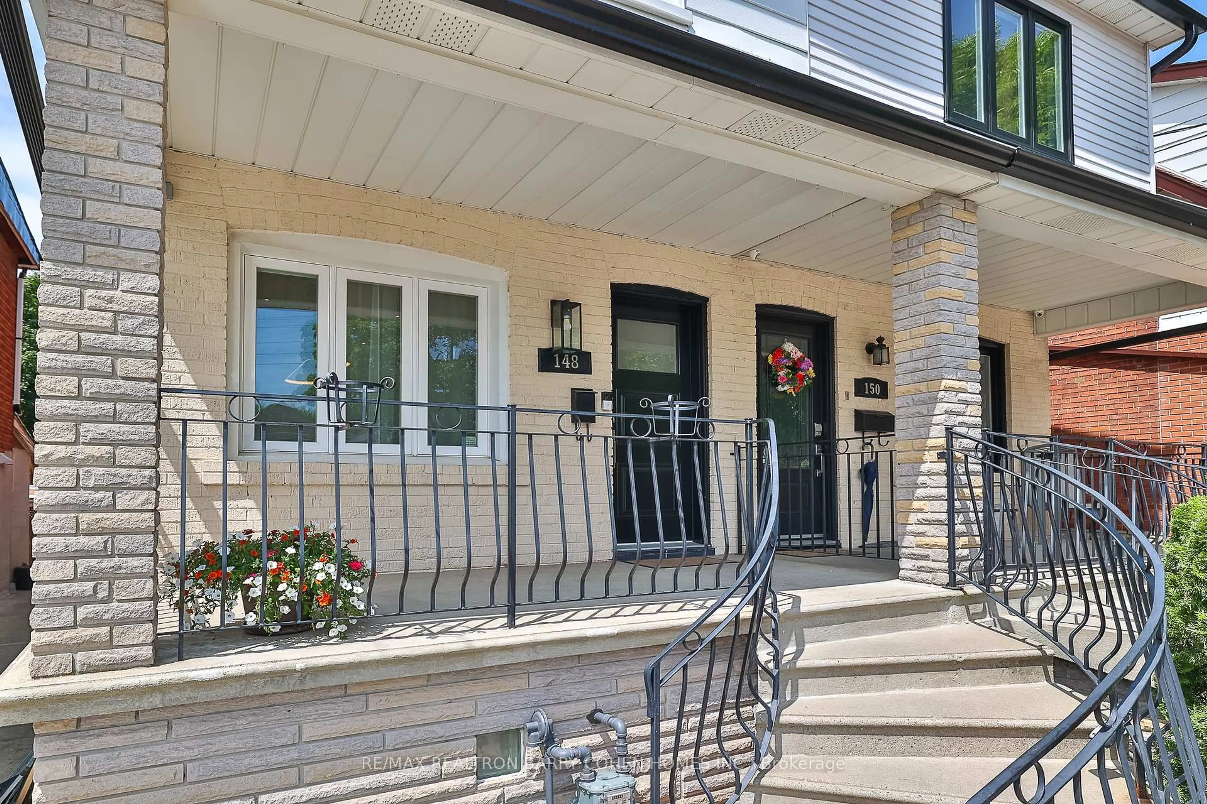 Patio, street for 148 Prescott Ave, Toronto Ontario M6N 3H1