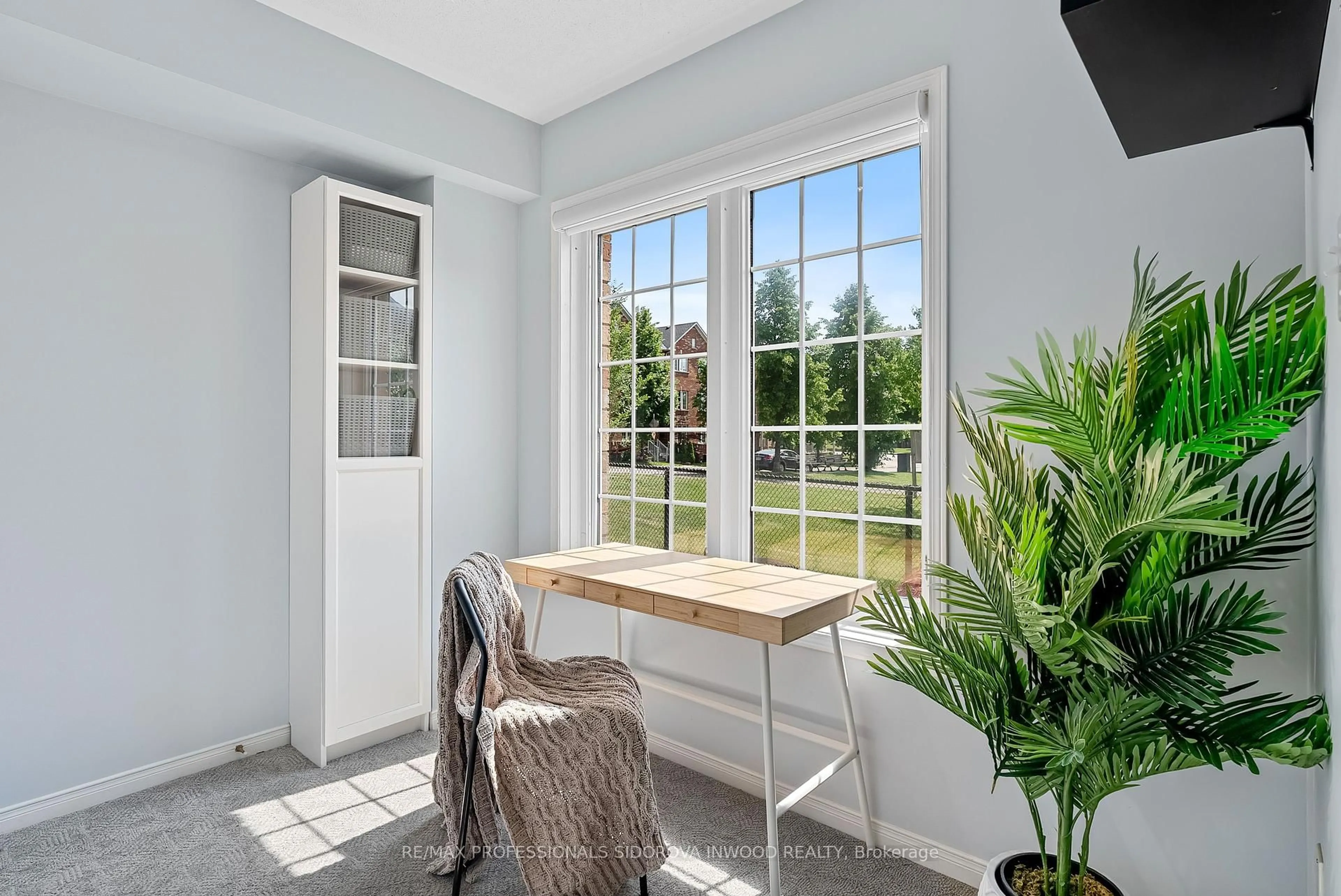 A pic of a room for 130 Brickworks Lane, Toronto Ontario M6N 5H7