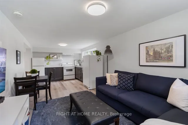 Additional image 7 of 4224 Bloor St