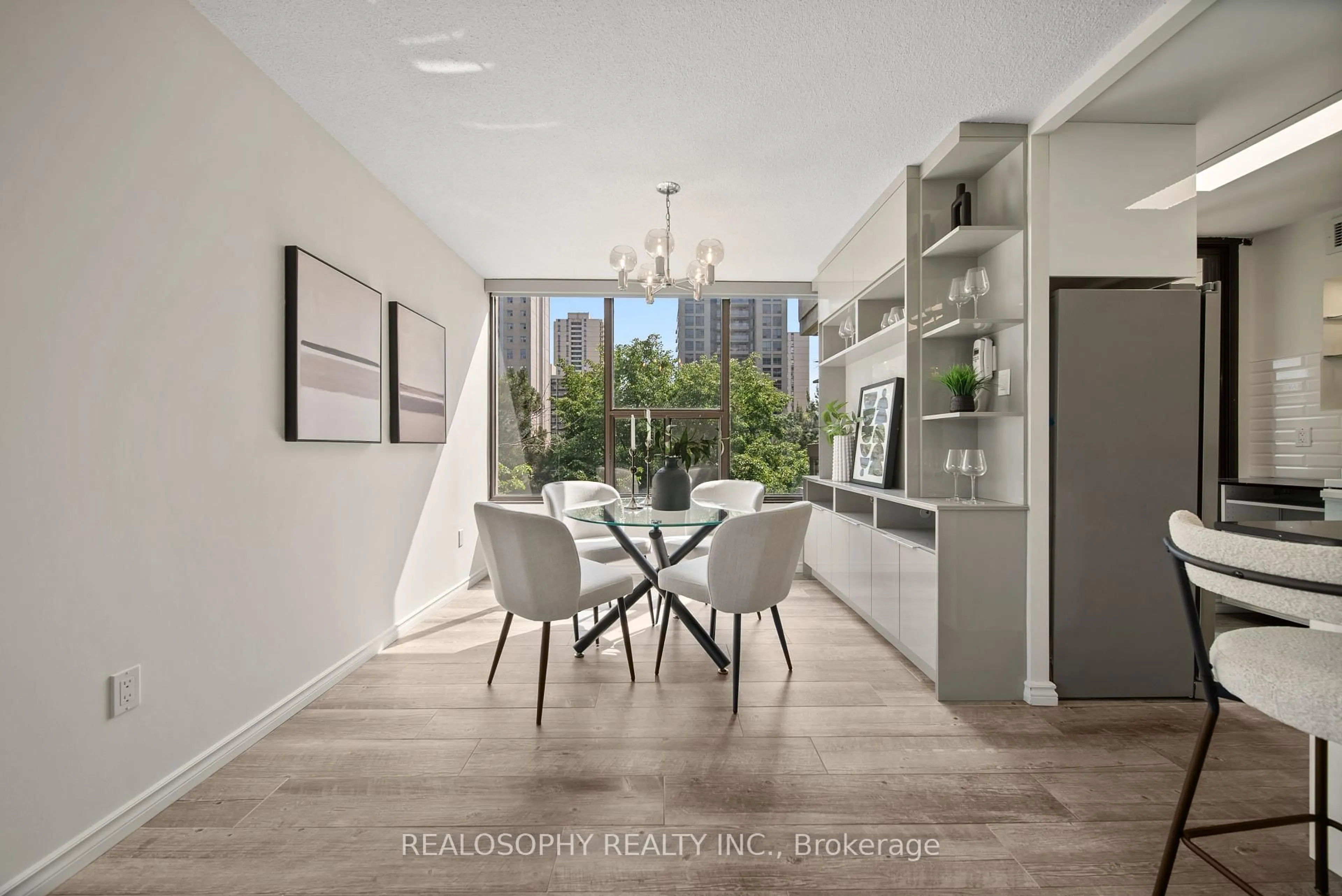 Dining room, unknown for 100 Quebec Ave #511, Toronto Ontario M6P 4B8