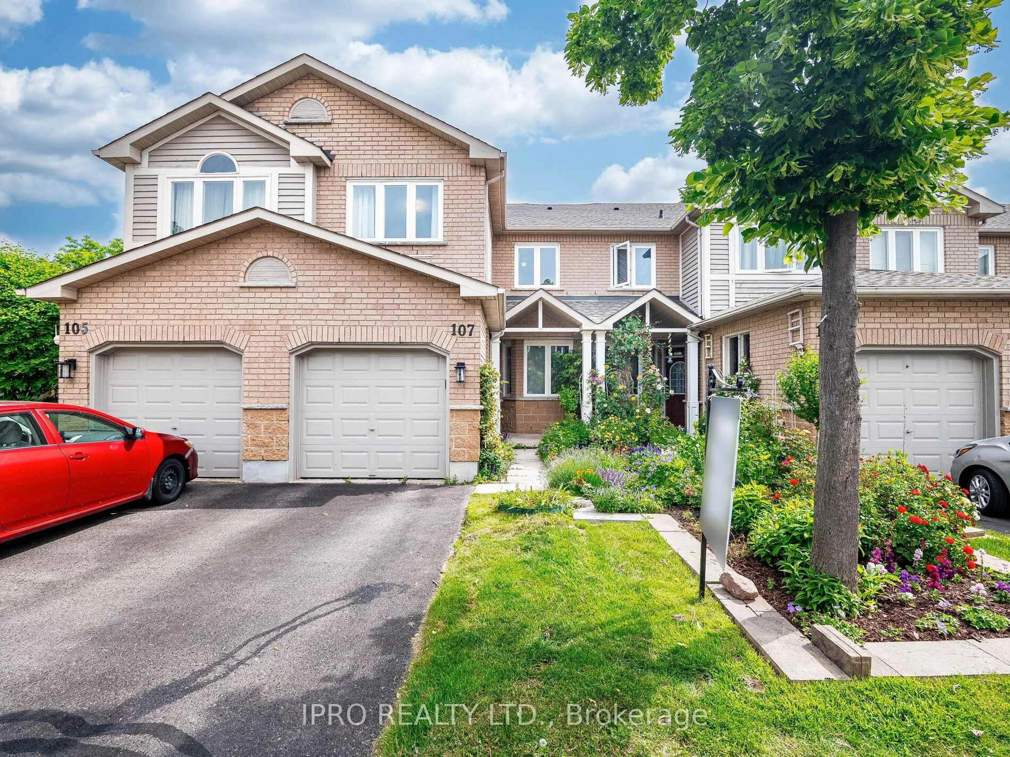 Unknown for 833 Scollard Crt #107, Mississauga Ontario L5V 2B4