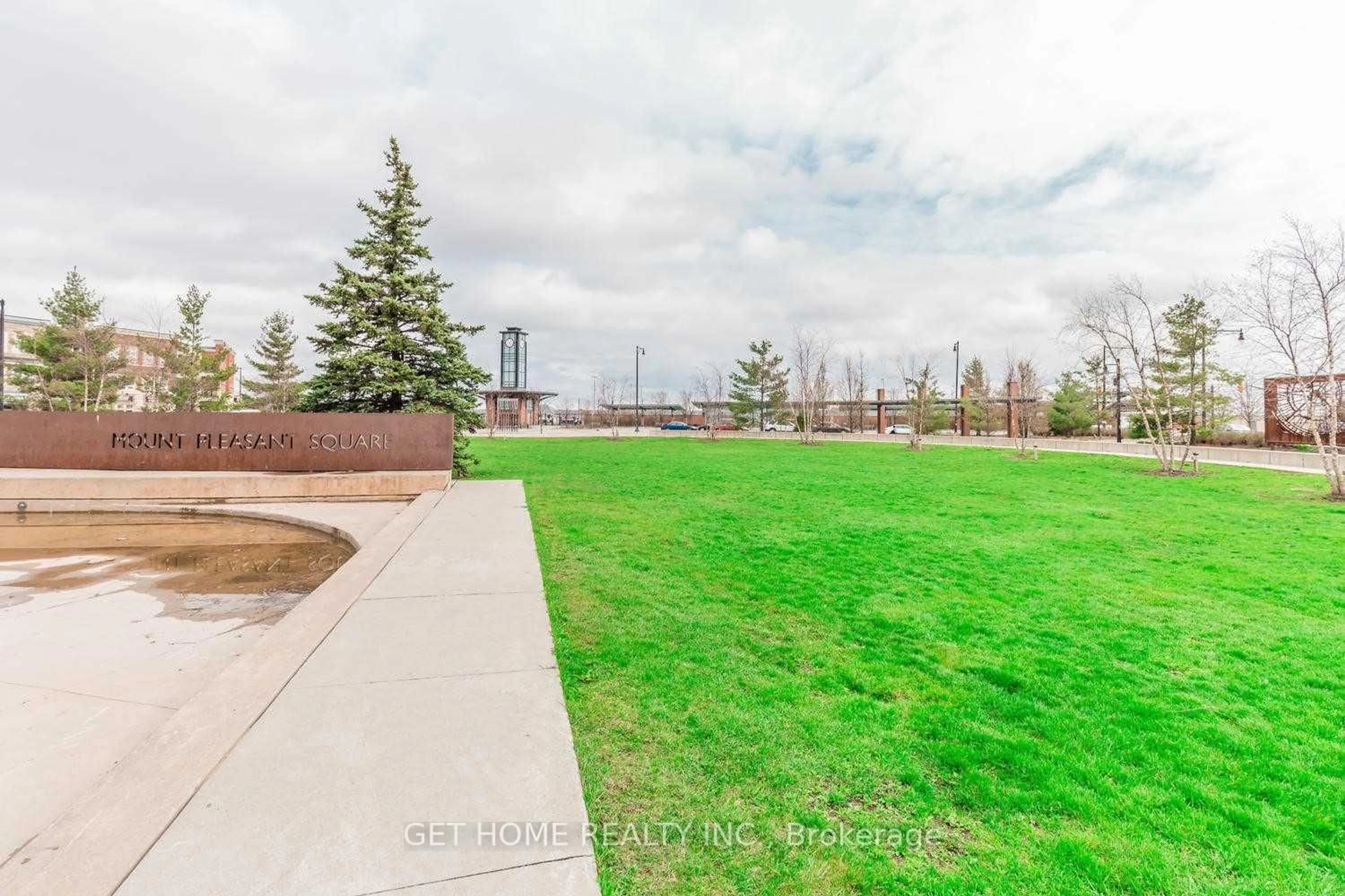 Patio, water/lake/river/ocean view for 60 Baycliffe Cres #307, Brampton Ontario L7A 0Z4