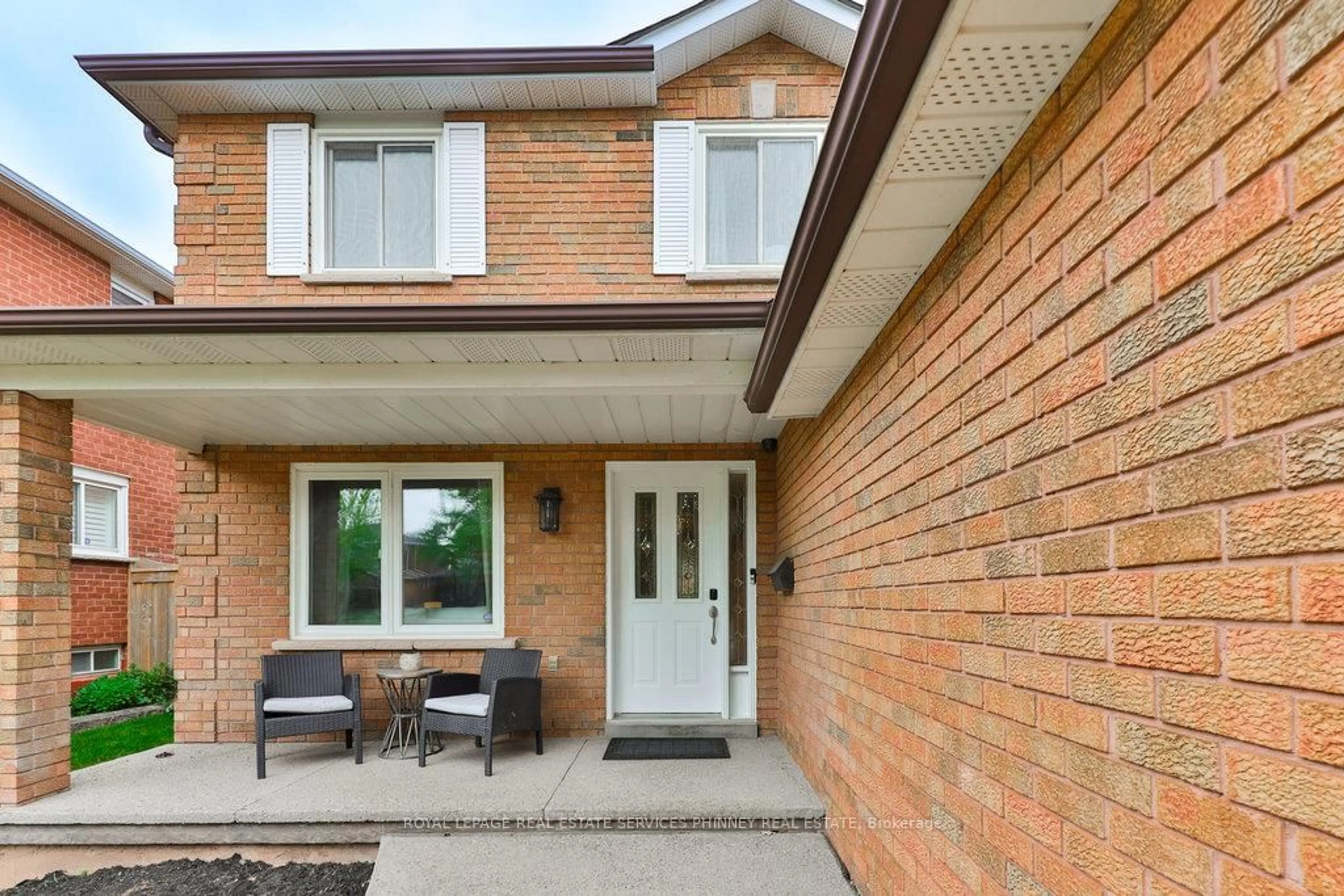 Home with brick exterior material, street for 296 Evergreen Cres, Oakville Ontario L6H 4P5