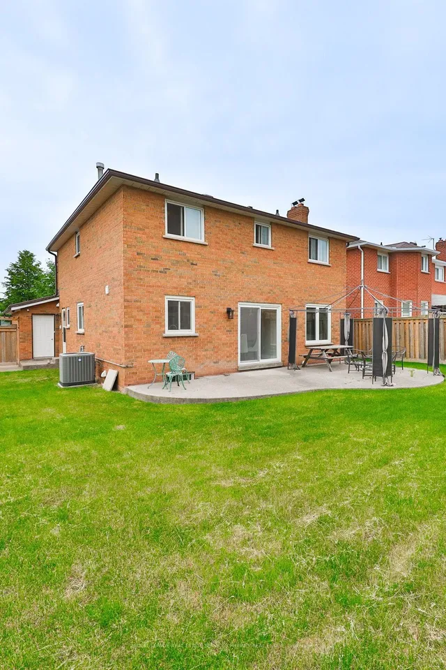 Additional property image - 296 Evergreen Cres