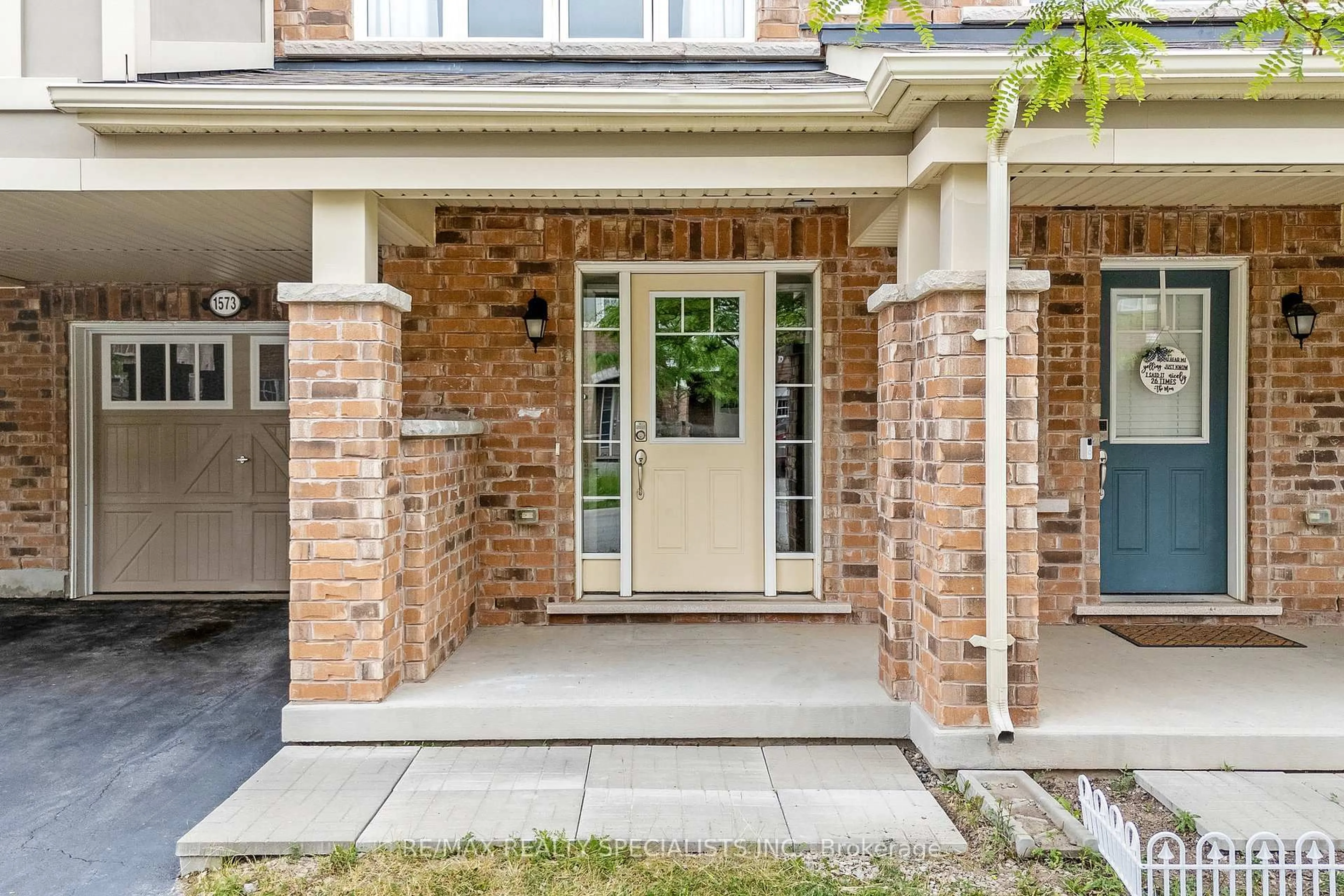 Home with brick exterior material, street for 1573 Leblanc Crt, Milton Ontario L9E 0A3