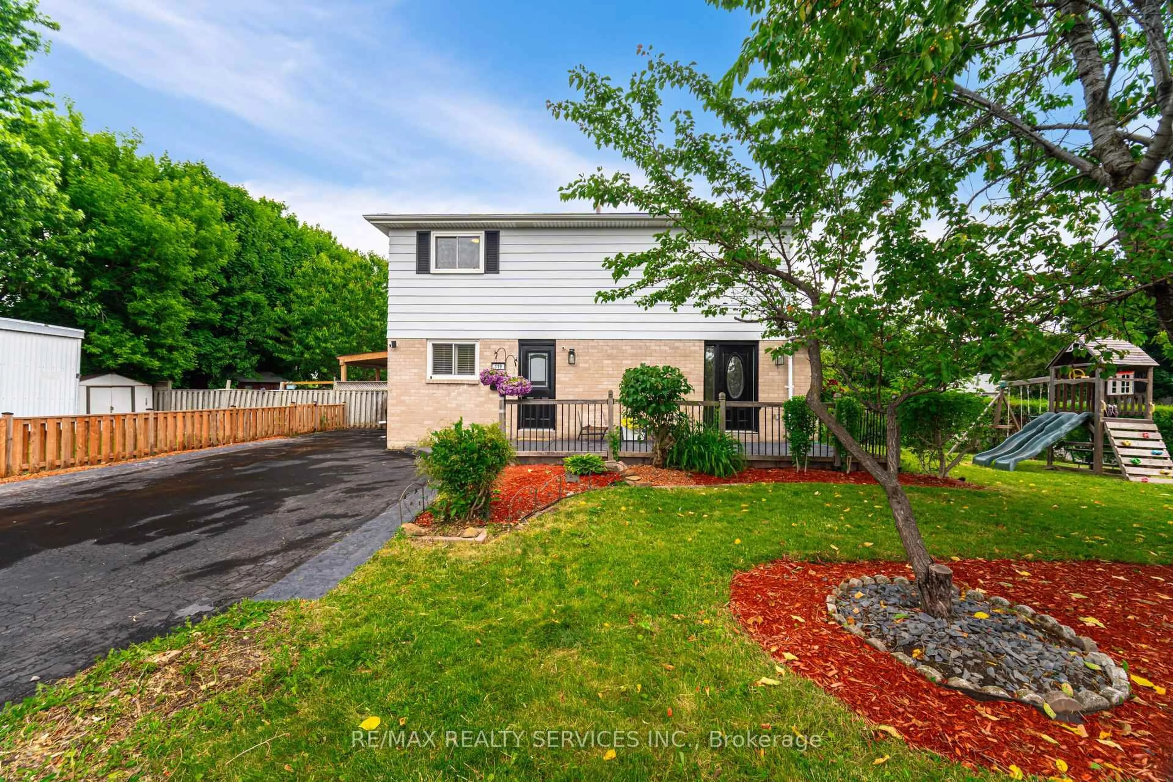 Unknown for 119 Greenmount Rd, Brampton Ontario L6S 1W4