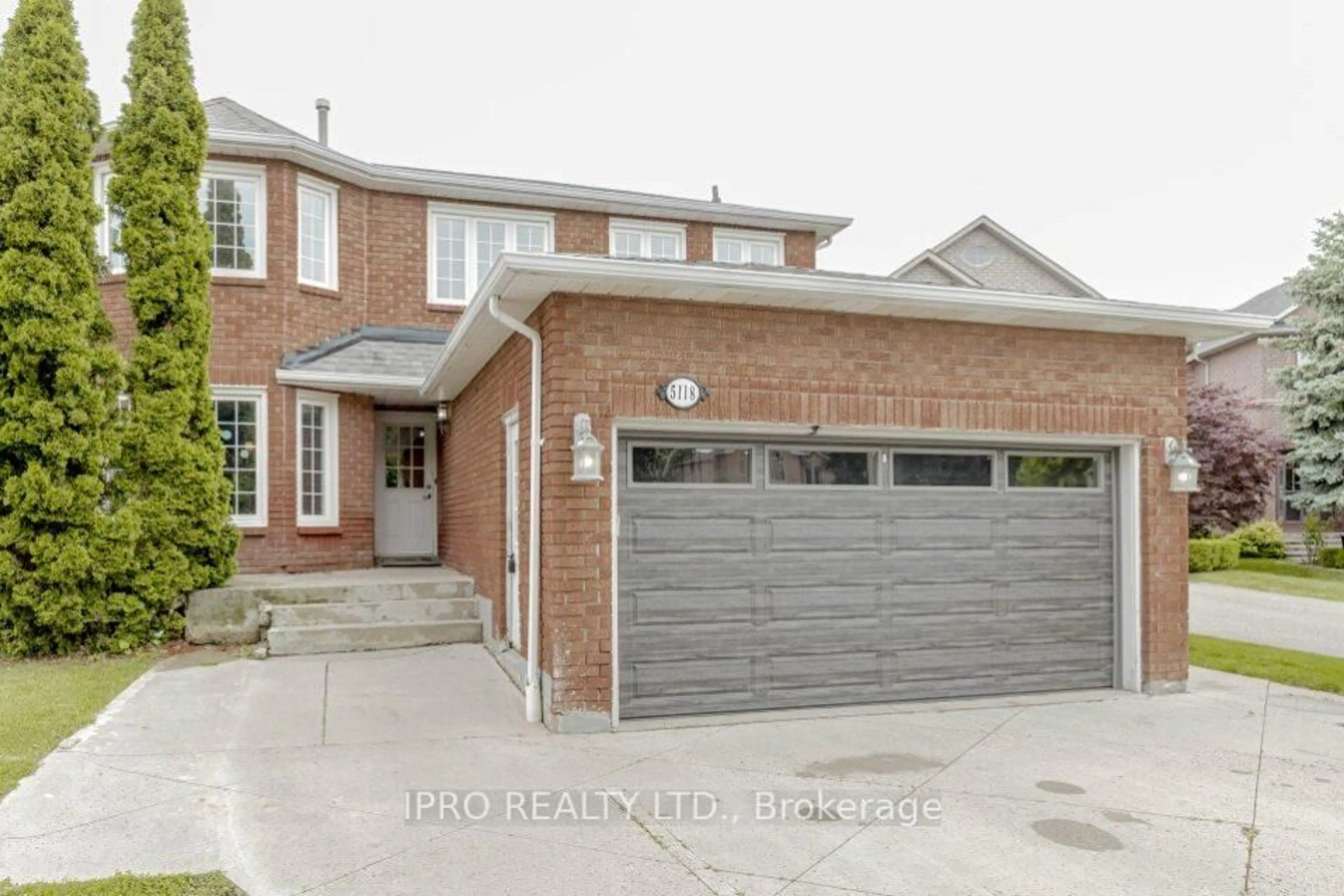 Home with brick exterior material, street for 5118 Cree Lane, Mississauga Ontario L4Z 3B4