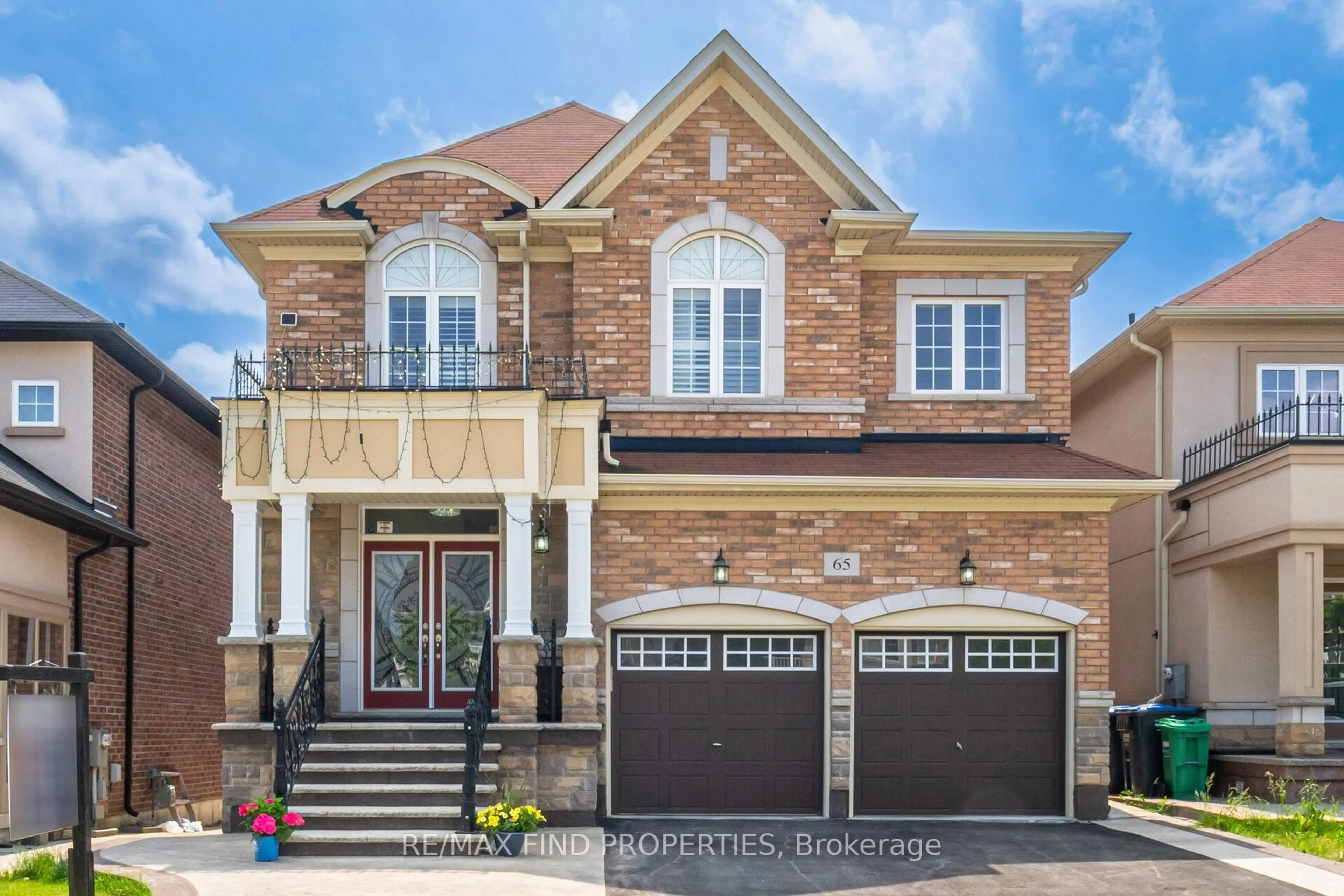 Home with brick exterior material, street for 65 Monkton Circ, Brampton Ontario L6Y 5Z5