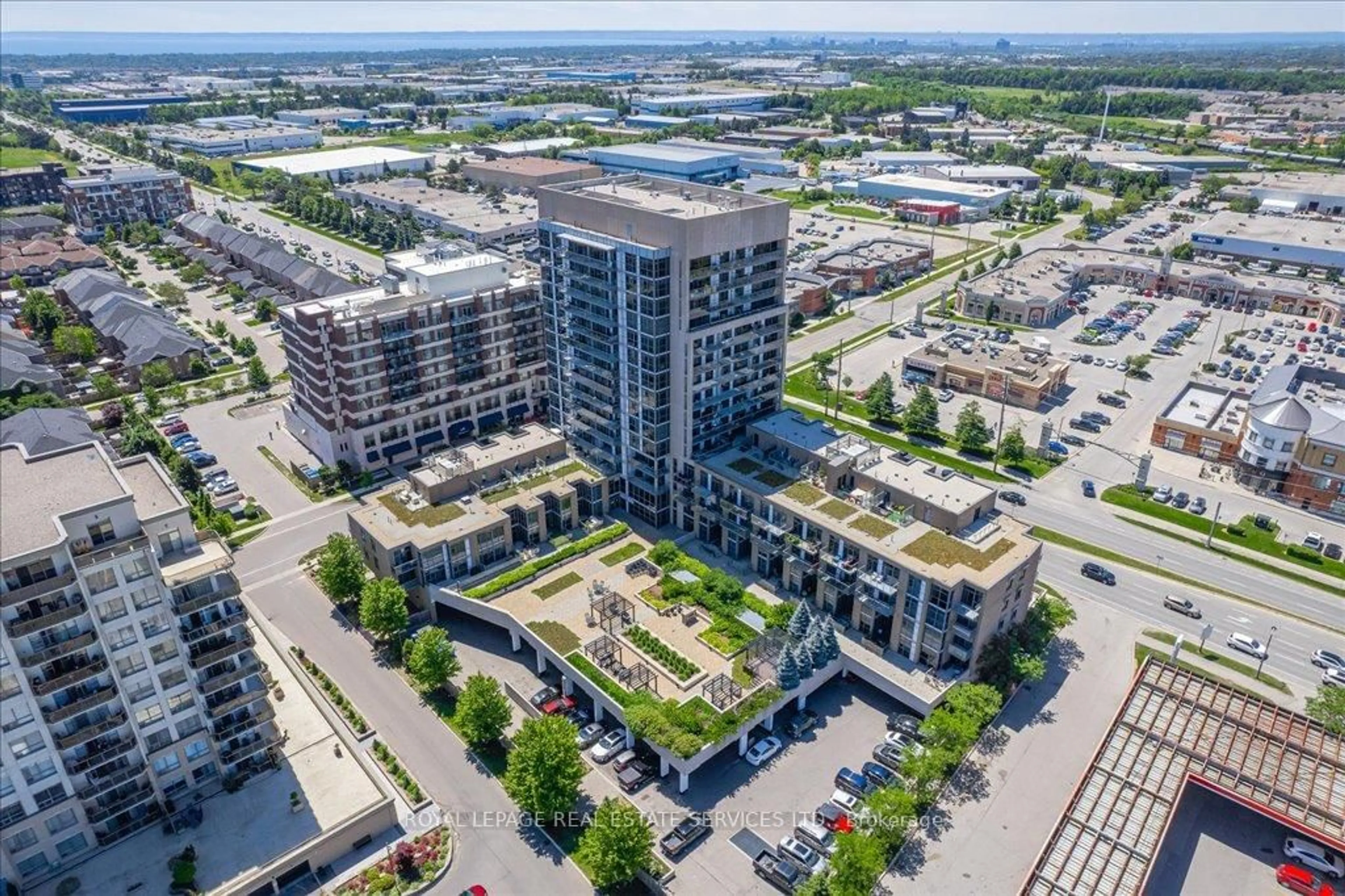 A pic from outside/outdoor area/front of a property/back of a property/a pic from drone, city buildings view from balcony for 1940 Ironstone Dr #308, Burlington Ontario L7L 0E4