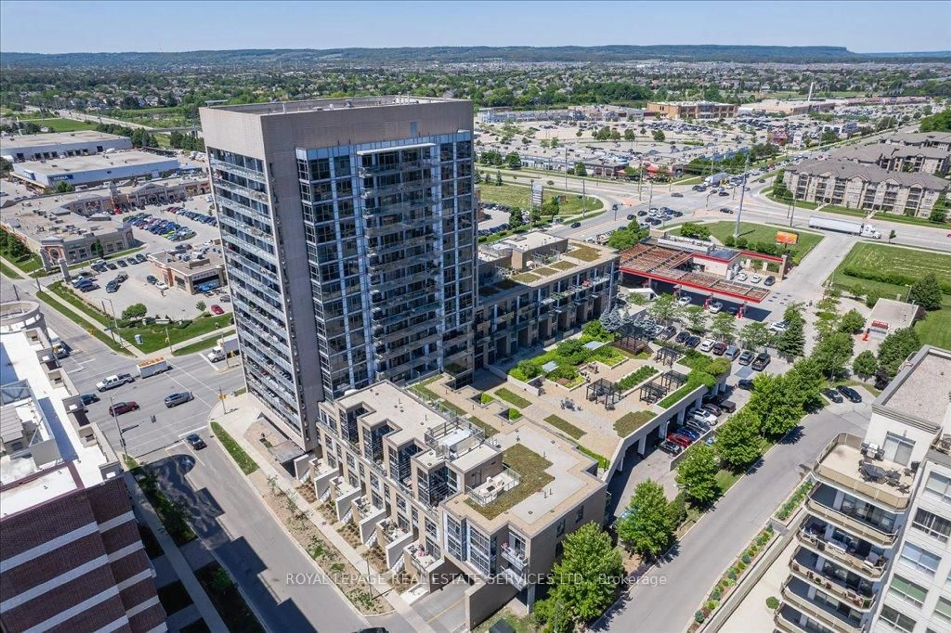 A pic from outside/outdoor area/front of a property/back of a property/a pic from drone, city buildings view from balcony for 1940 Ironstone Dr #308, Burlington Ontario L7L 0E4