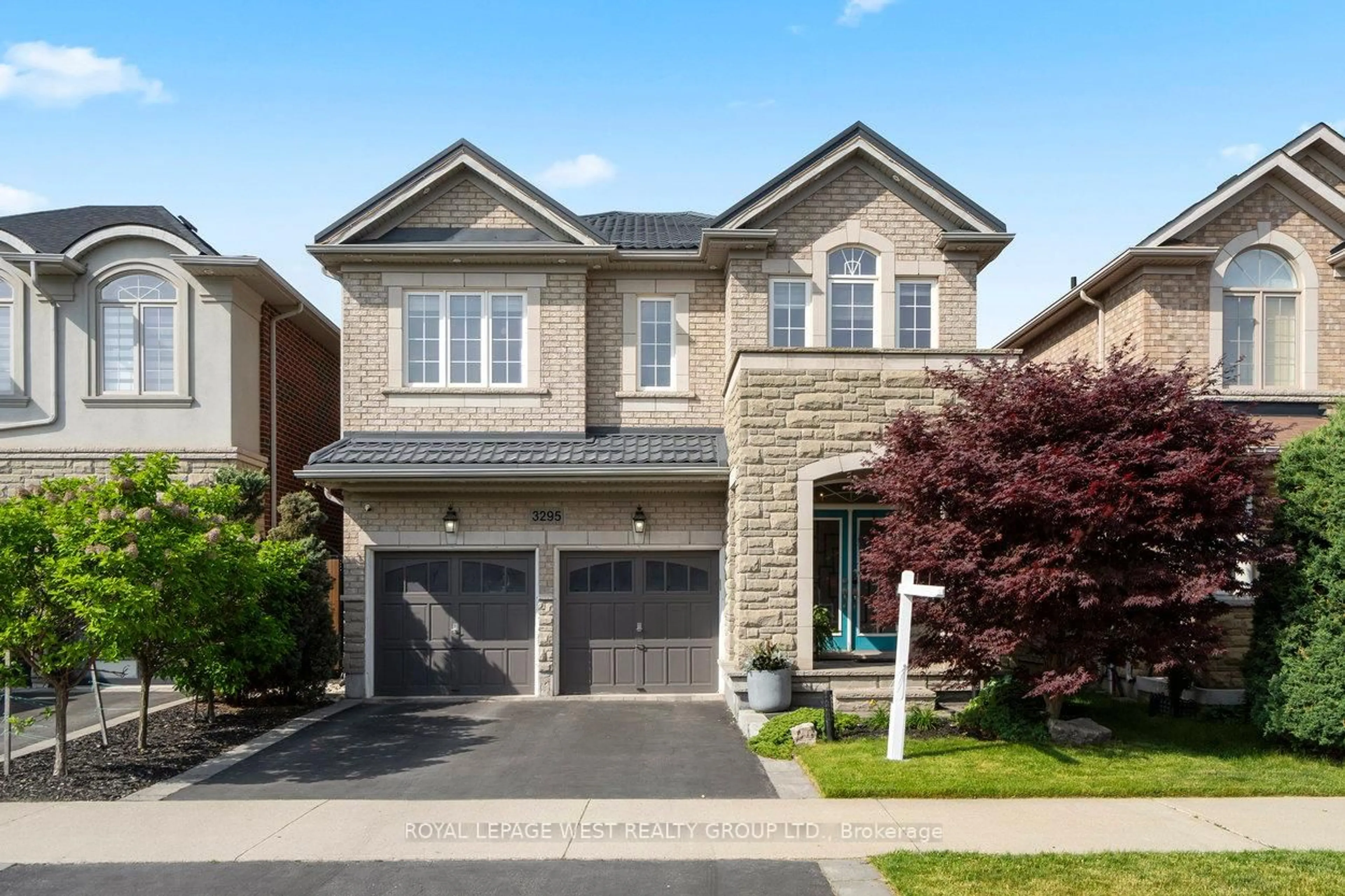 Home with brick exterior material, street for 3295 Hopkins Dr, Burlington Ontario L7M 0M8