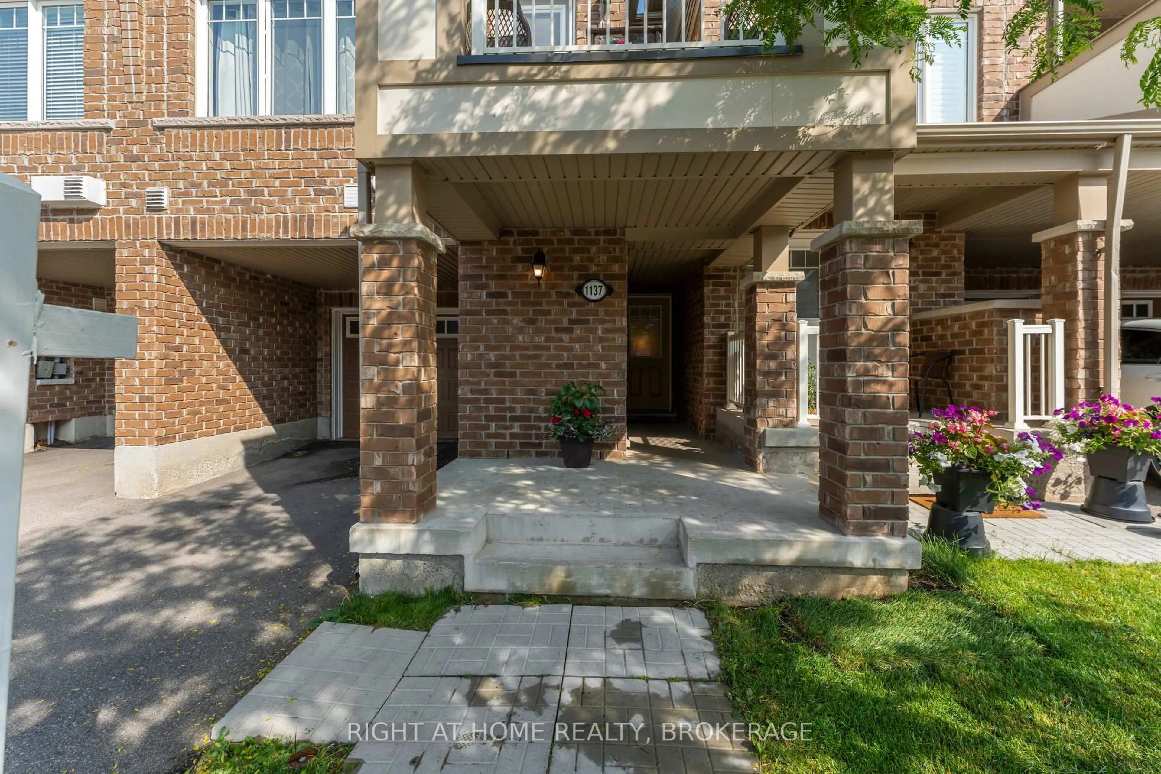 Unknown for 1137 Duignan Cres, Milton Ontario L9E 1C3