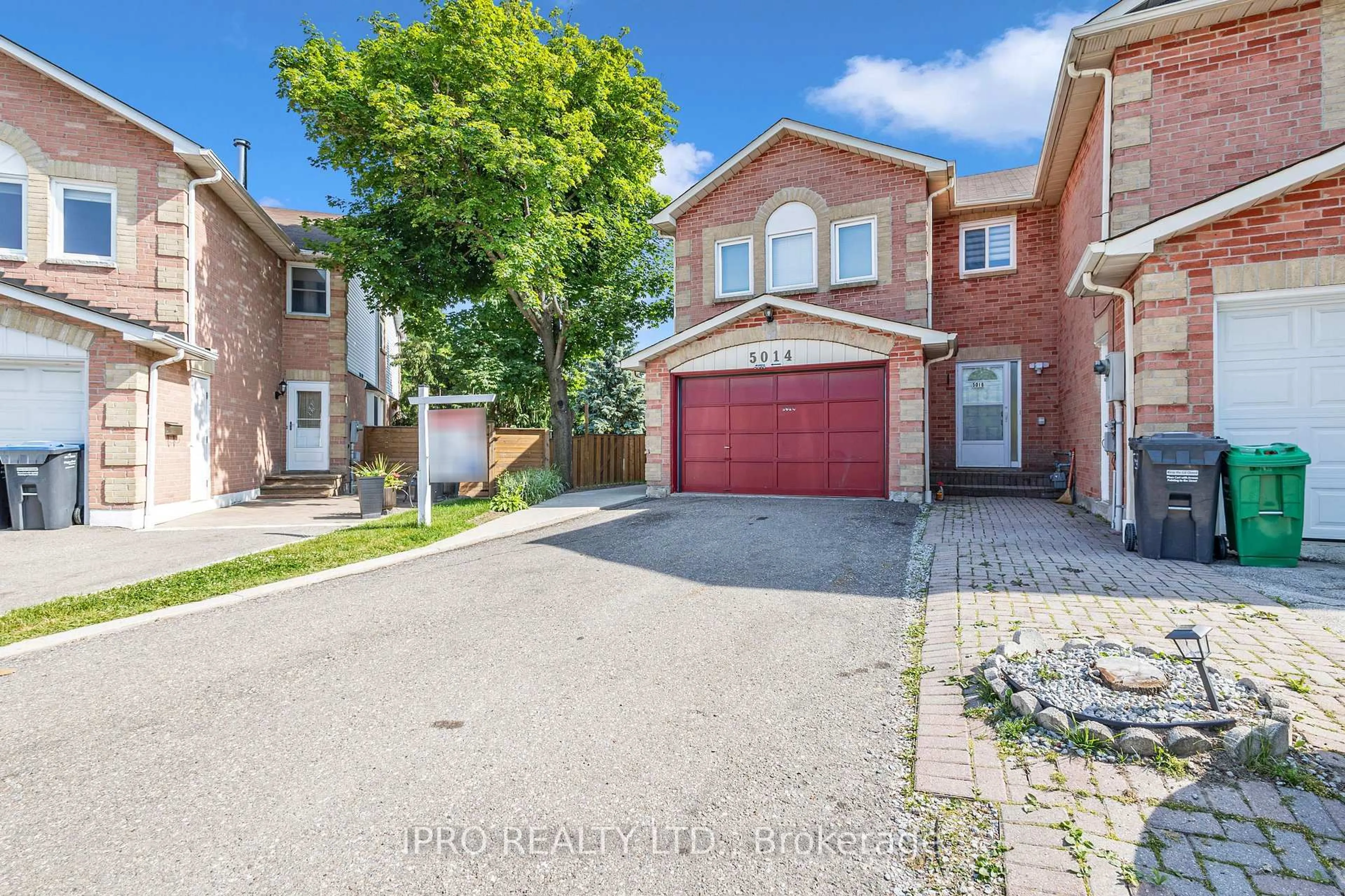 Unknown for 5014 Rundle Crt, Mississauga Ontario L5M 4A3