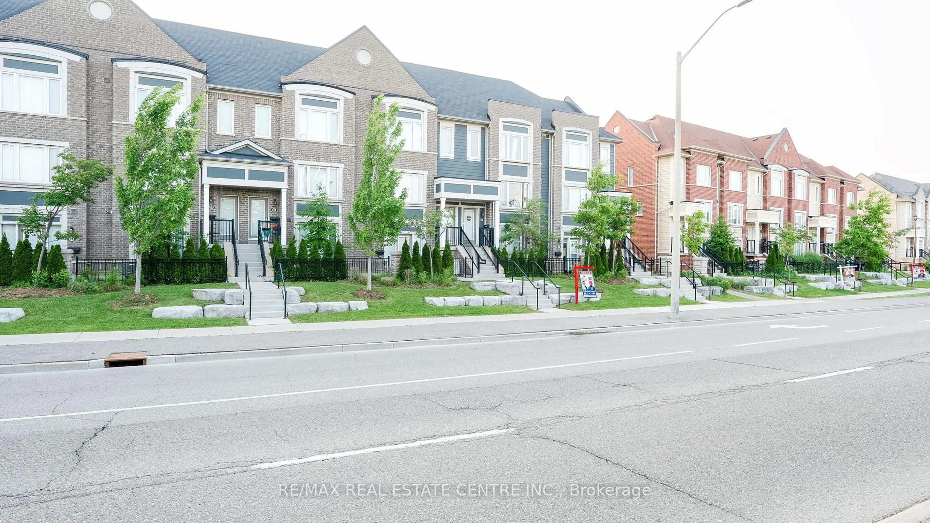 Unknown for 250 Sunny Meadow Blvd #77, Brampton Ontario L6R 3Y7