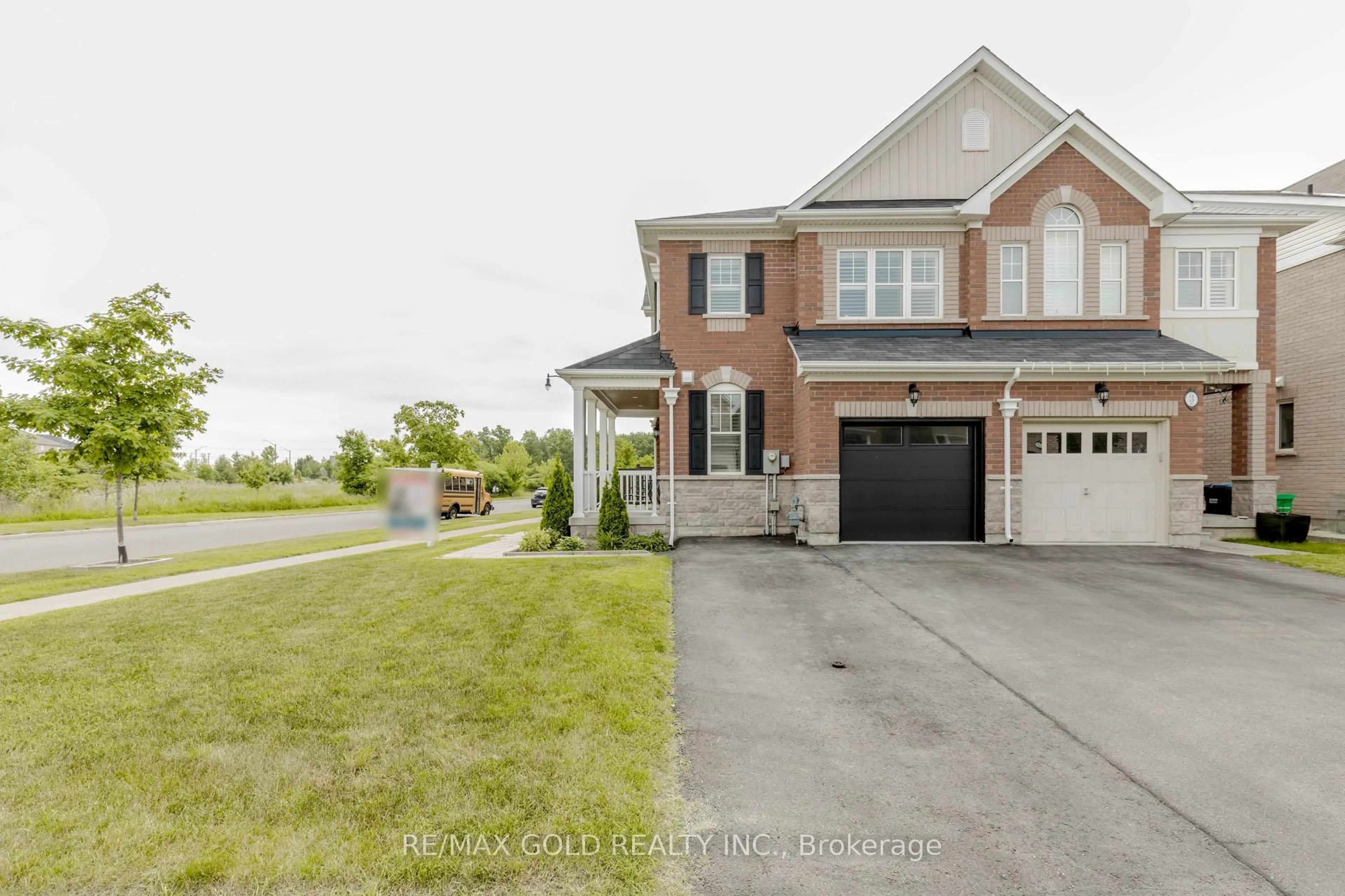Home with brick exterior material, street for 12 Victoriaville Rd, Brampton Ontario L6X 0B2