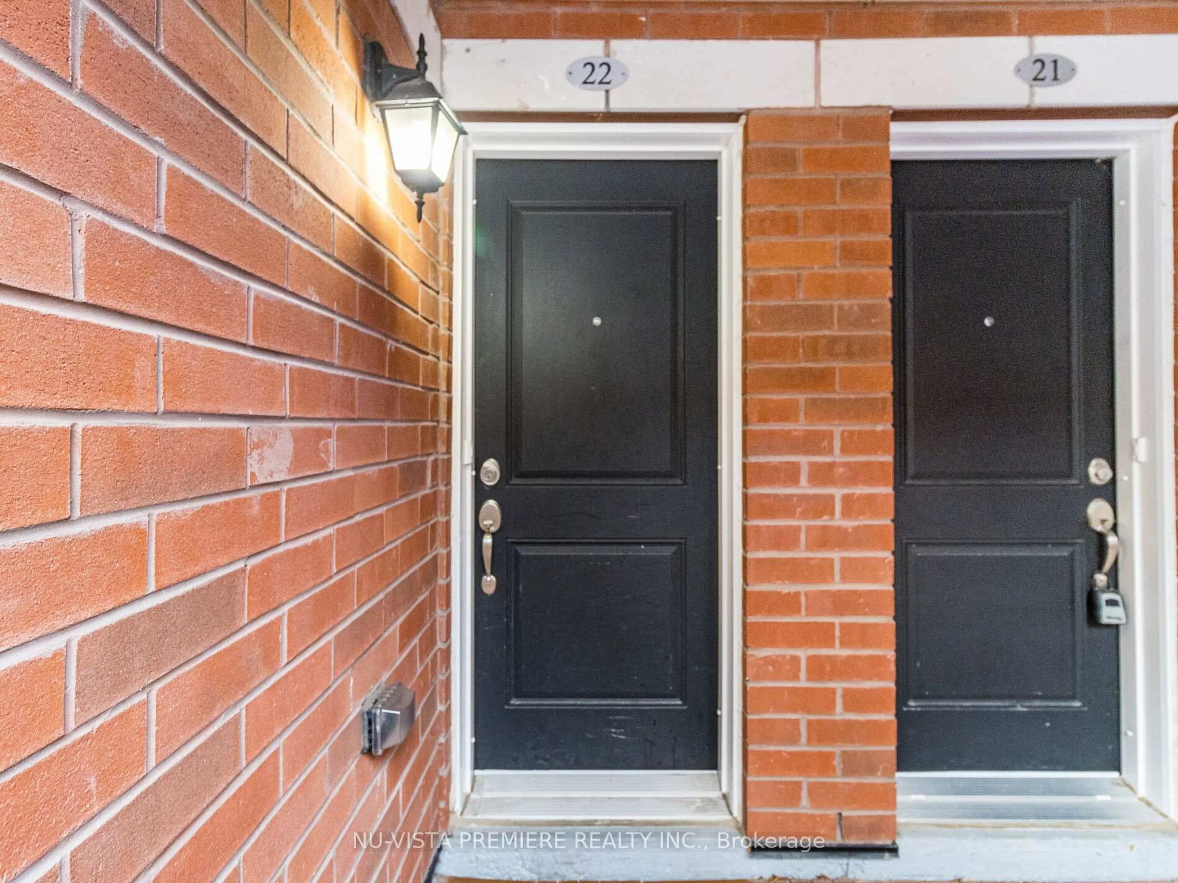 Indoor entryway for 2488 Post Rd #22, Oakville Ontario L6H 0K1