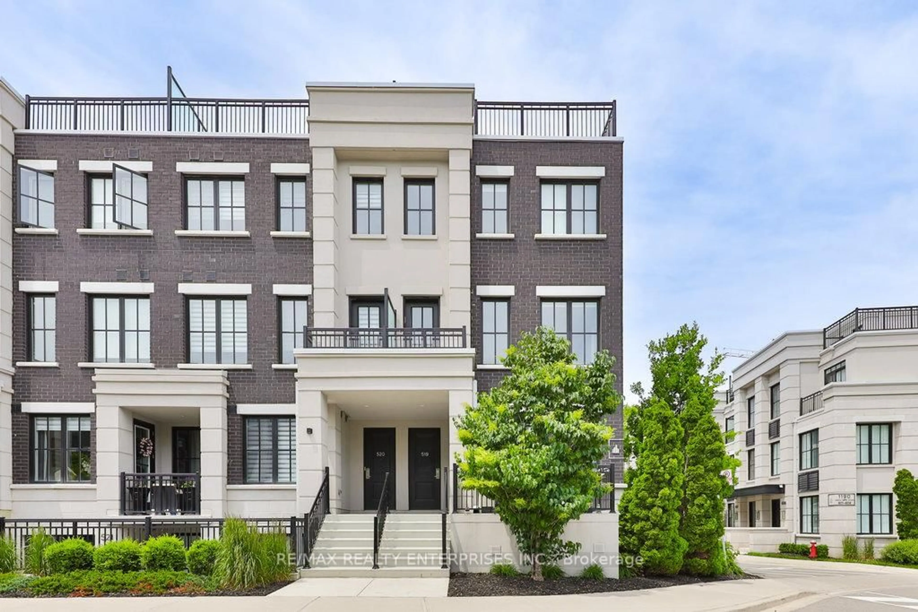Home with brick exterior material, street for 657 Cricklewood Dr #519, Mississauga Ontario L5G 0B9