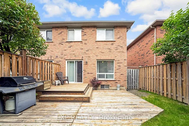 Primary image of 98 Merganser Cres