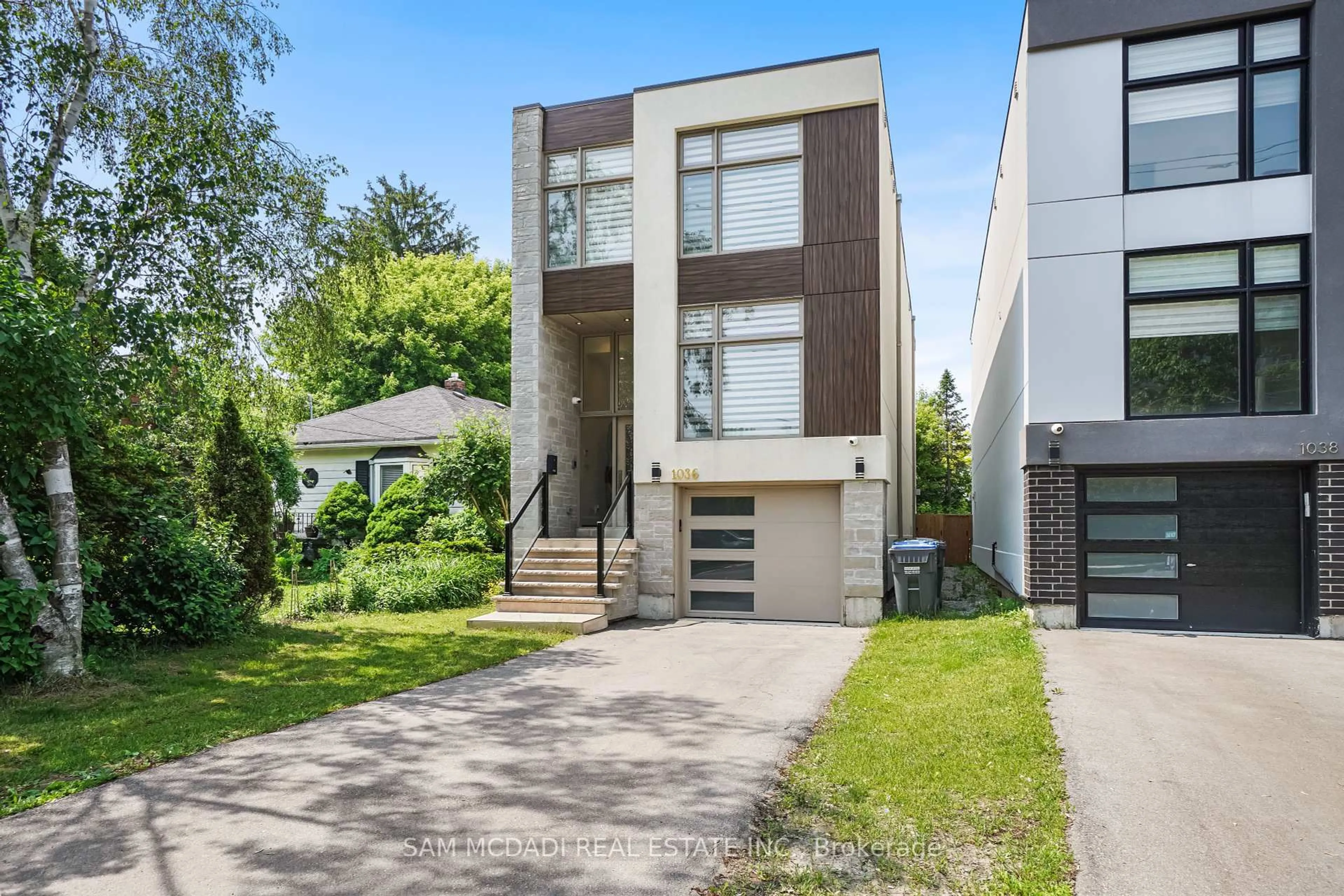 Home with brick exterior material, street for 1036 Enola Ave, Mississauga Ontario L5G 4A9