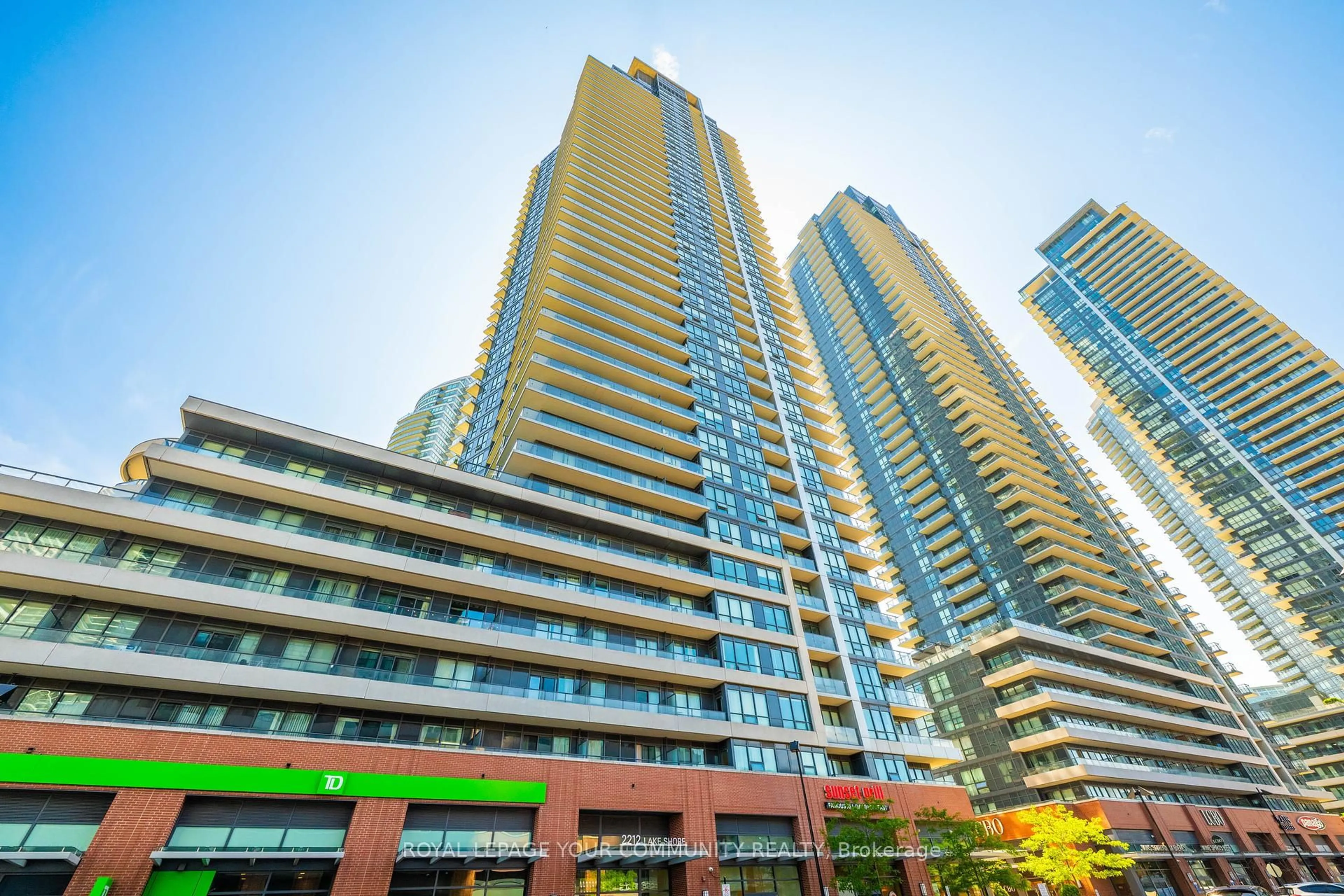 Unknown for 2220 Lakeshore Blvd #LP04, Toronto Ontario M8V 0C1