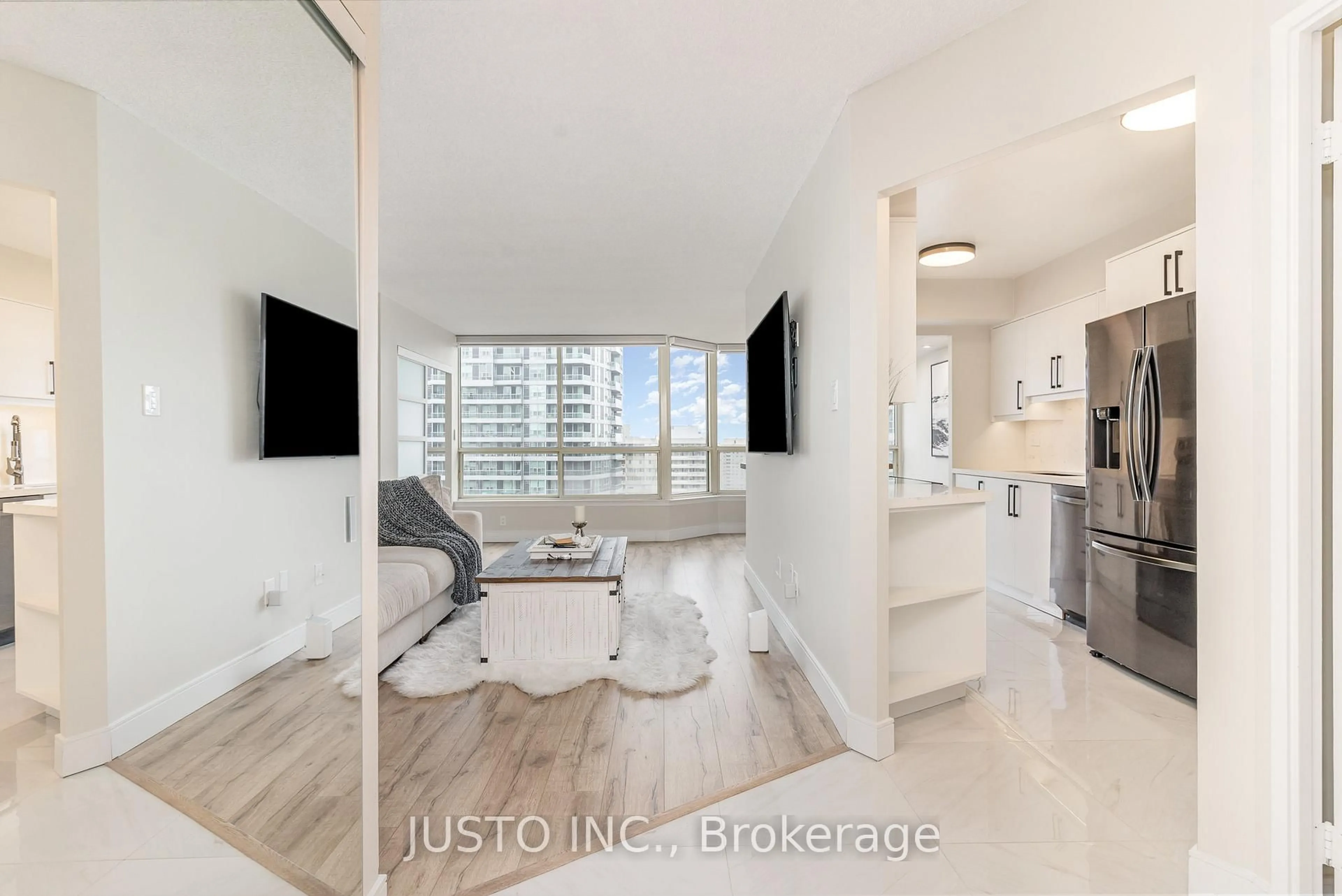 Unknown for 55 Elm Dr #2008, Mississauga Ontario L5B 3Z3