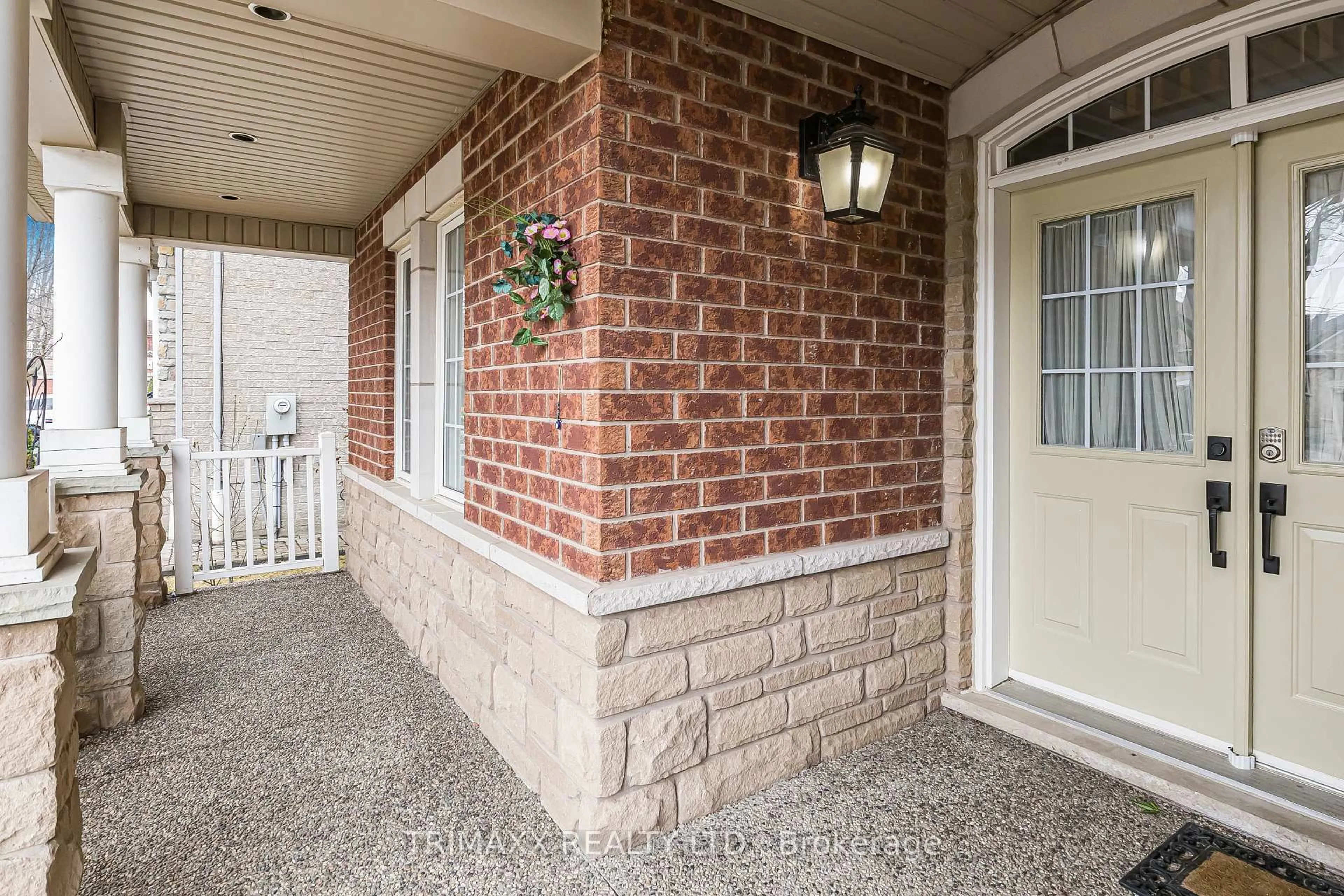 Unknown for 3 Turret Cres, Brampton Ontario L7A 2N9