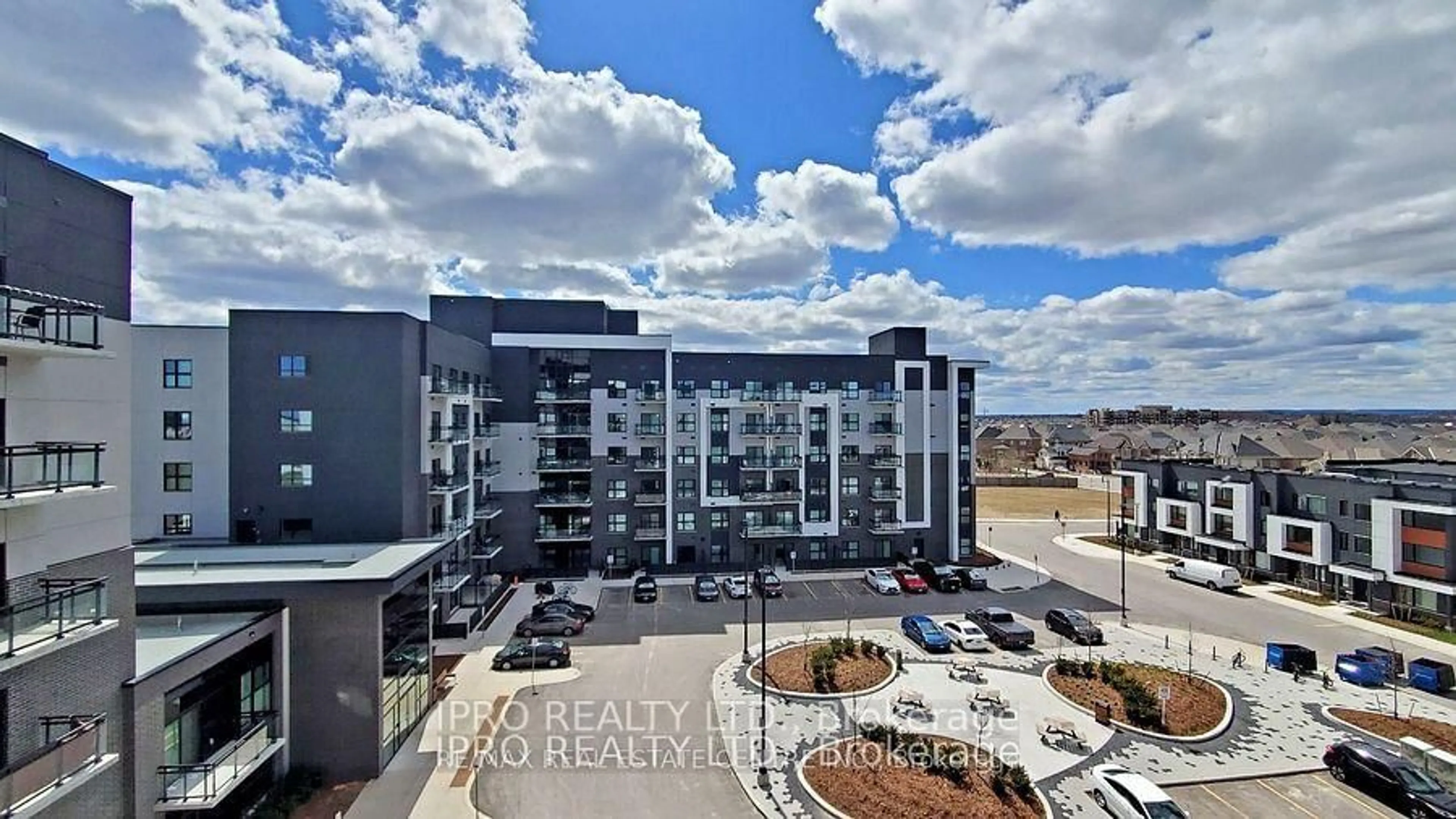 A pic from outside/outdoor area/front of a property/back of a property/a pic from drone, city buildings view from balcony for 102 Grovewood Common Circ #117, Oakville Ontario L6H 0X2