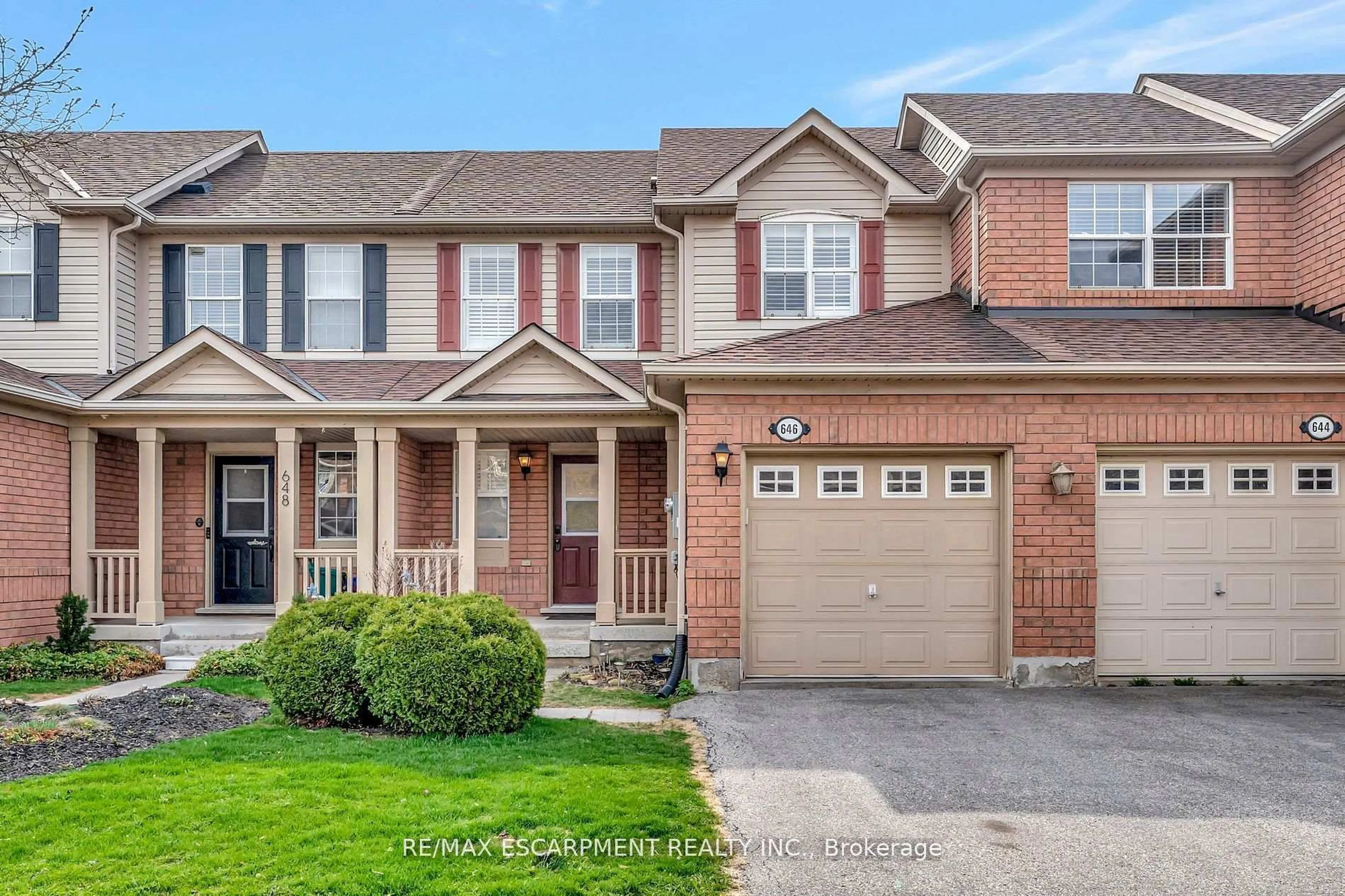 Home with brick exterior material, street for 646 Kerr Tr, Milton Ontario L9T 5W1