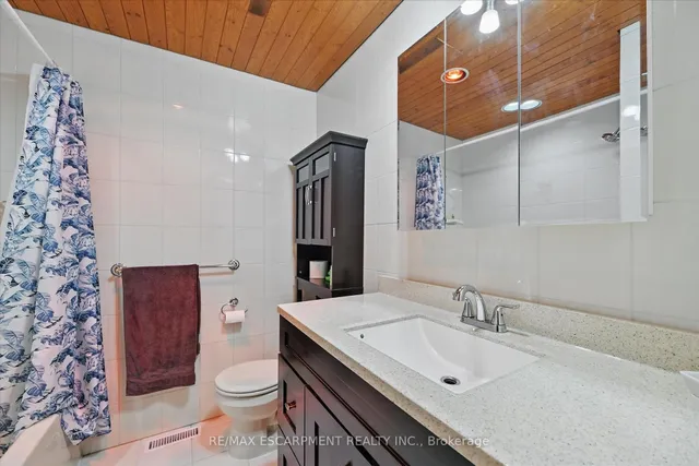 Additional property image - 1280 Consort Cres