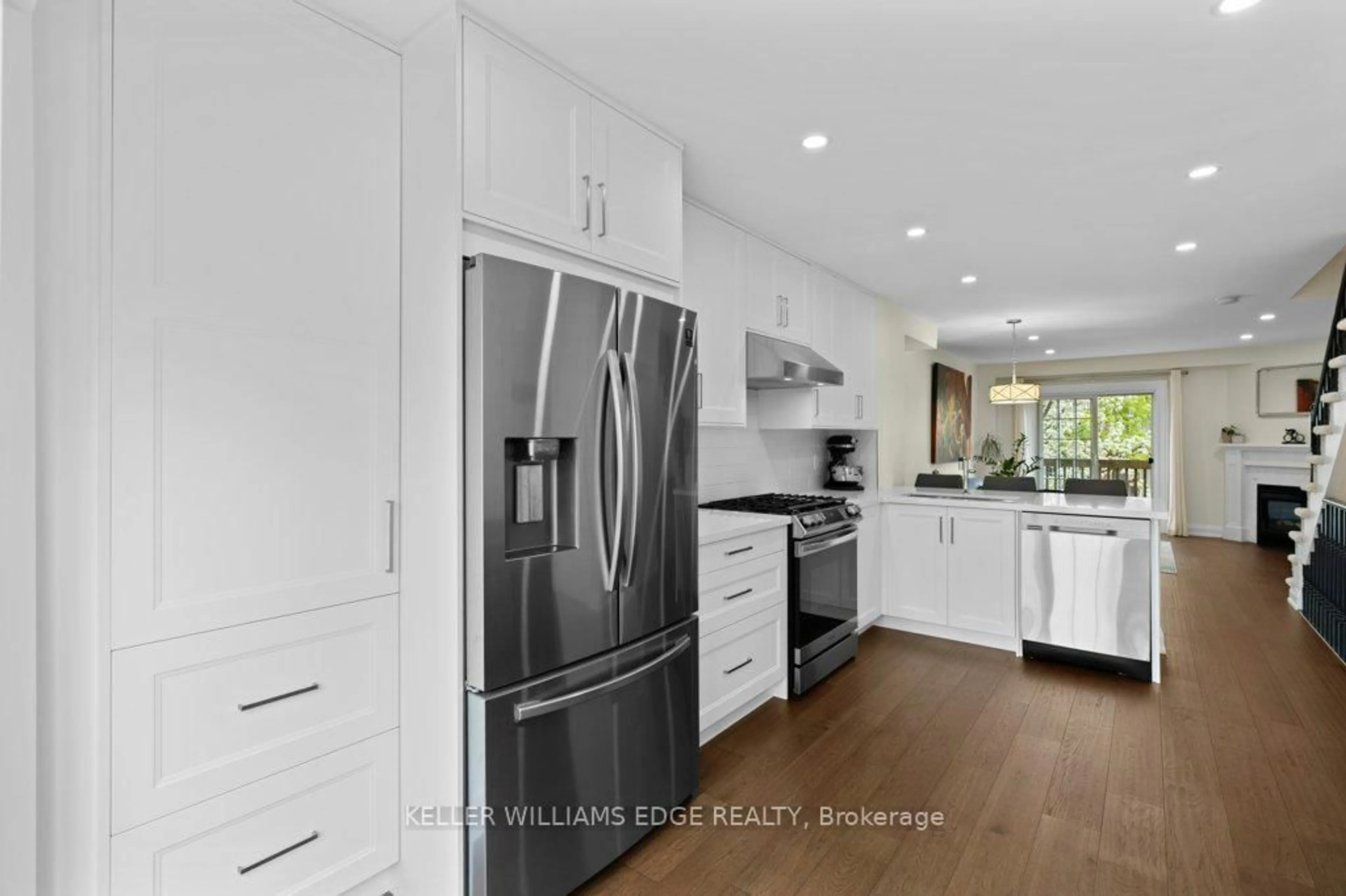 Contemporary kitchen, ceramic/tile floor for 3480 Upper Middle Rd #113, Burlington Ontario L7M 4R9