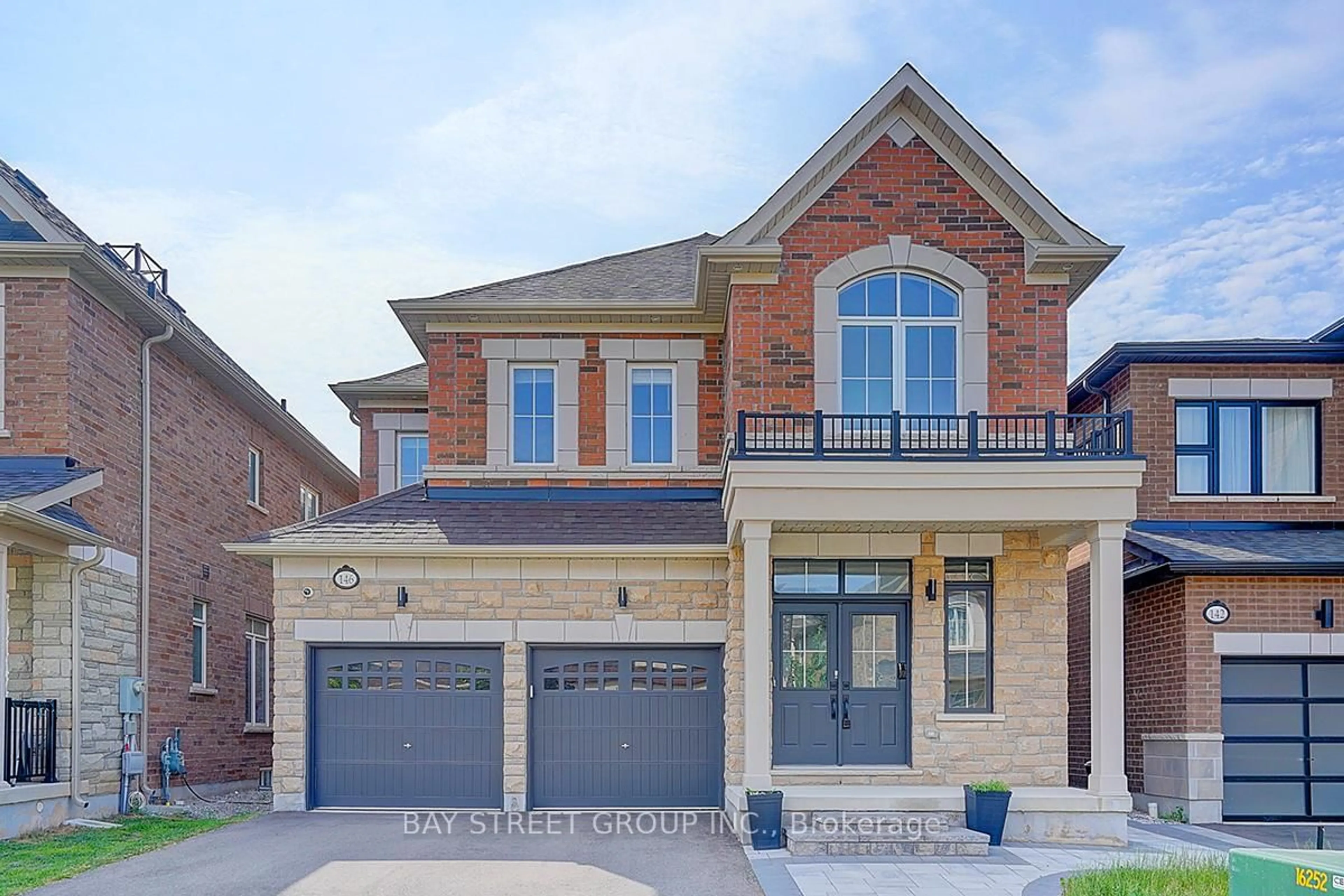 Home with brick exterior material, street for 146 Petgor Path, Oakville Ontario L6H 0Y6