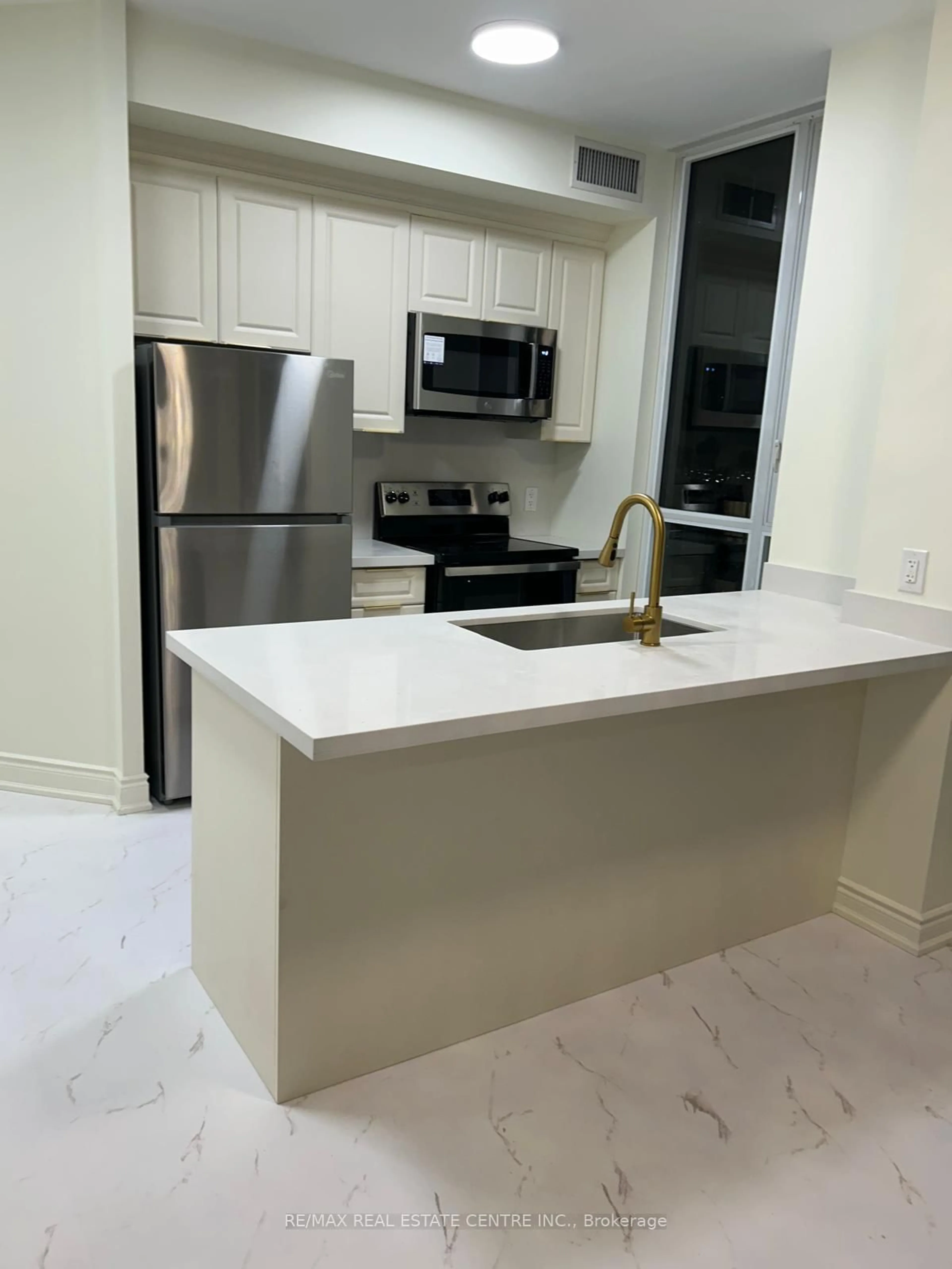 Unknown for 339 Rathburn Rd #2116, Mississauga Ontario L5B 0K6