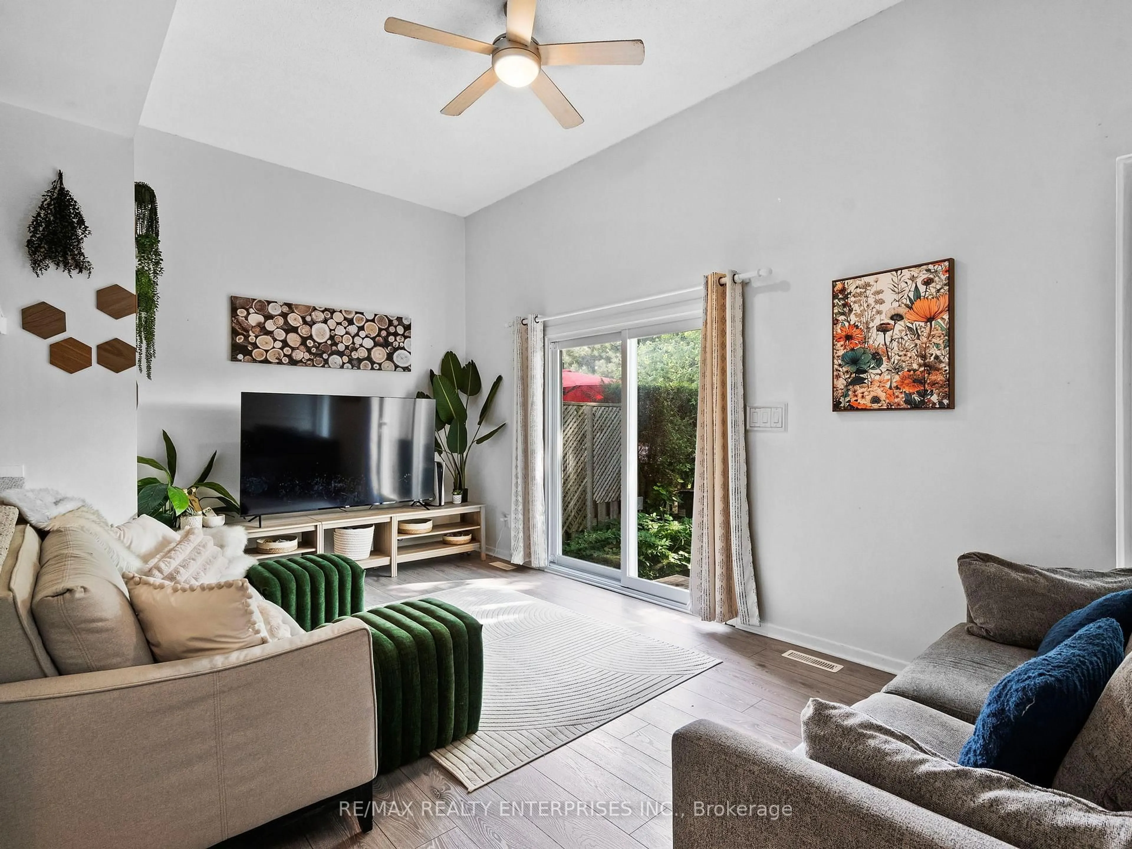 Living room with furniture, unknown for 661 Childs Dr #49, Milton Ontario L9T 4Y4