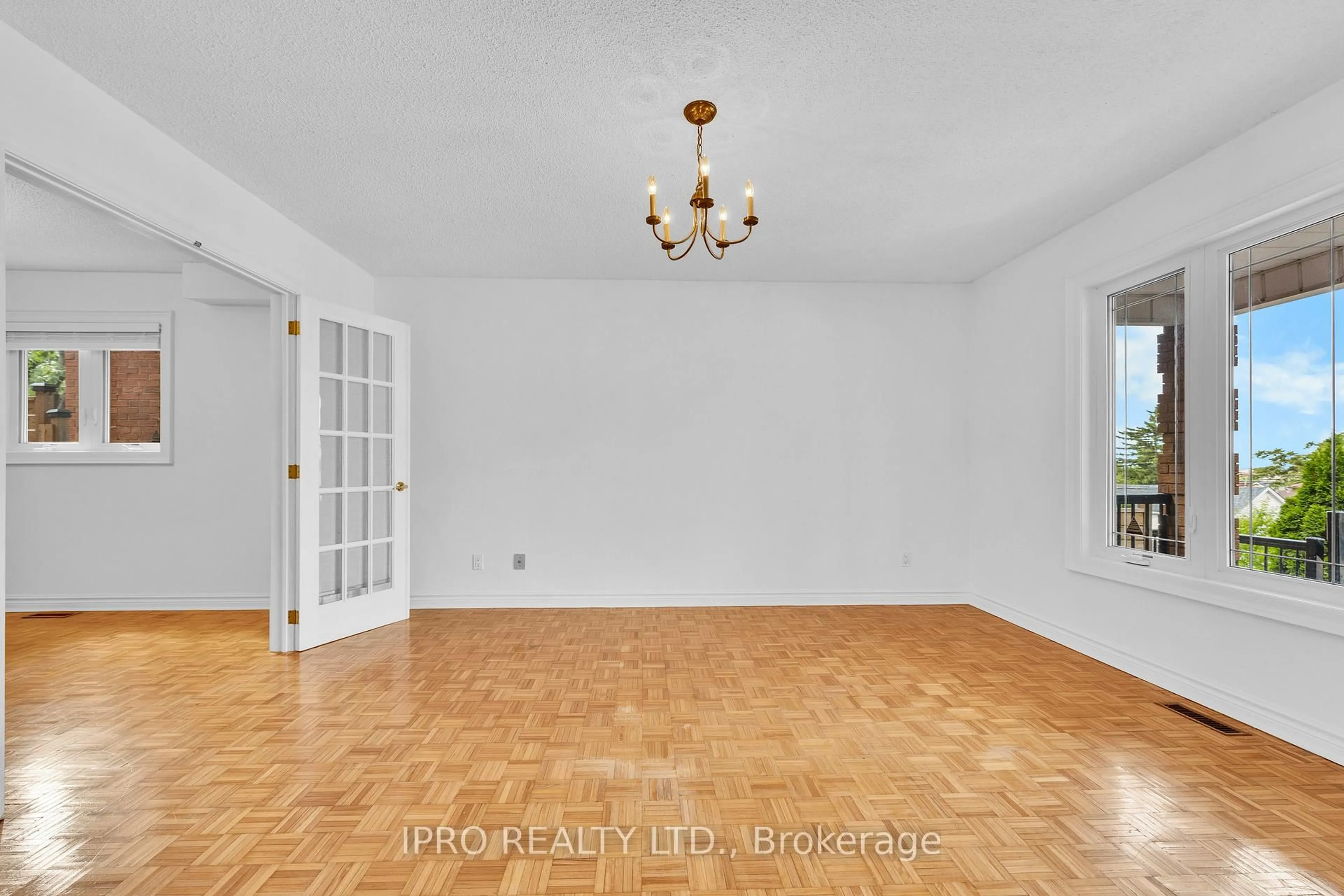 A pic of a room for 551 Caledonia Rd, Toronto Ontario M6E 4V3