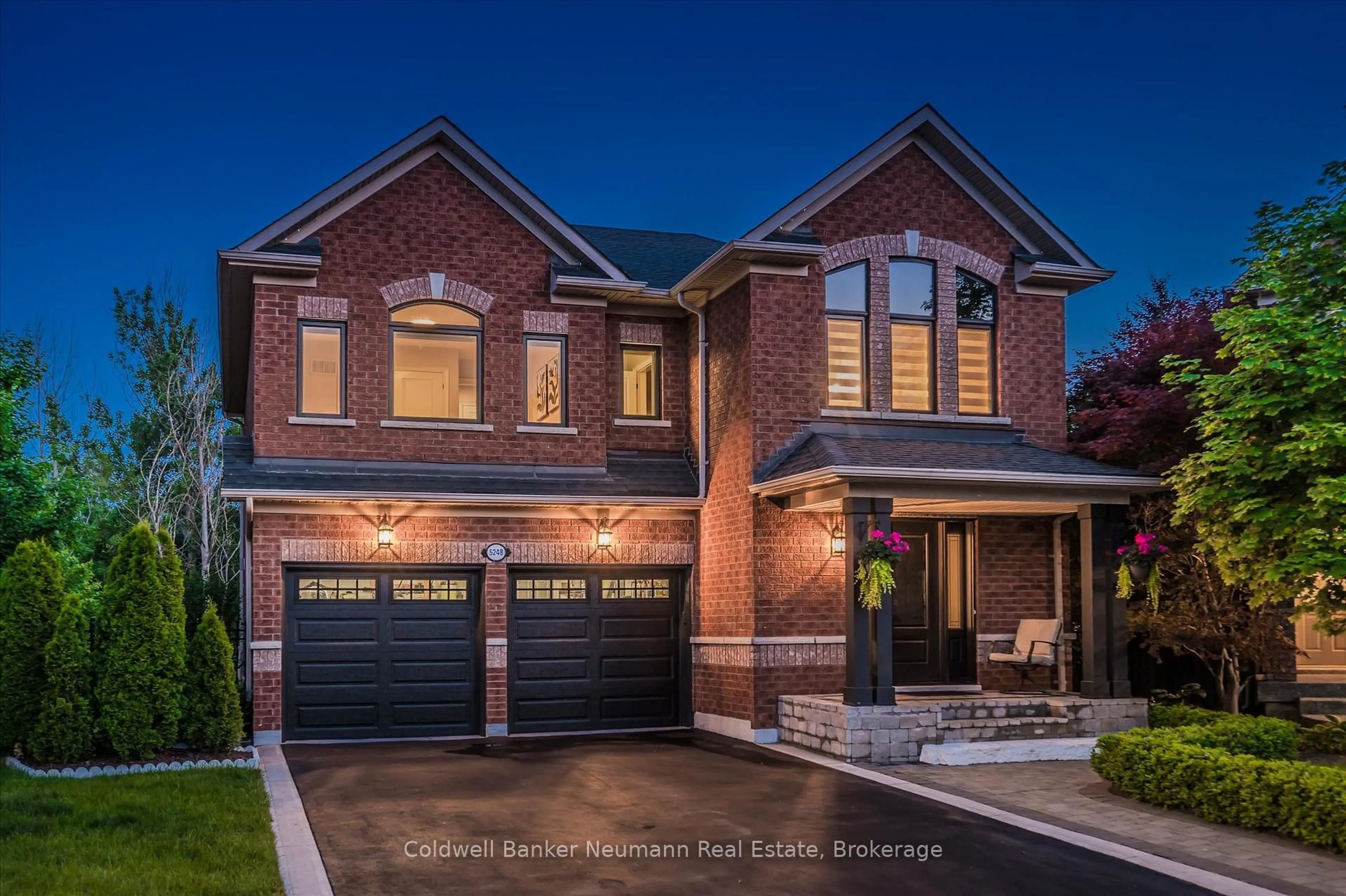Home with brick exterior material, street for 5248 Nova Cres, Burlington Ontario L7L 7B8