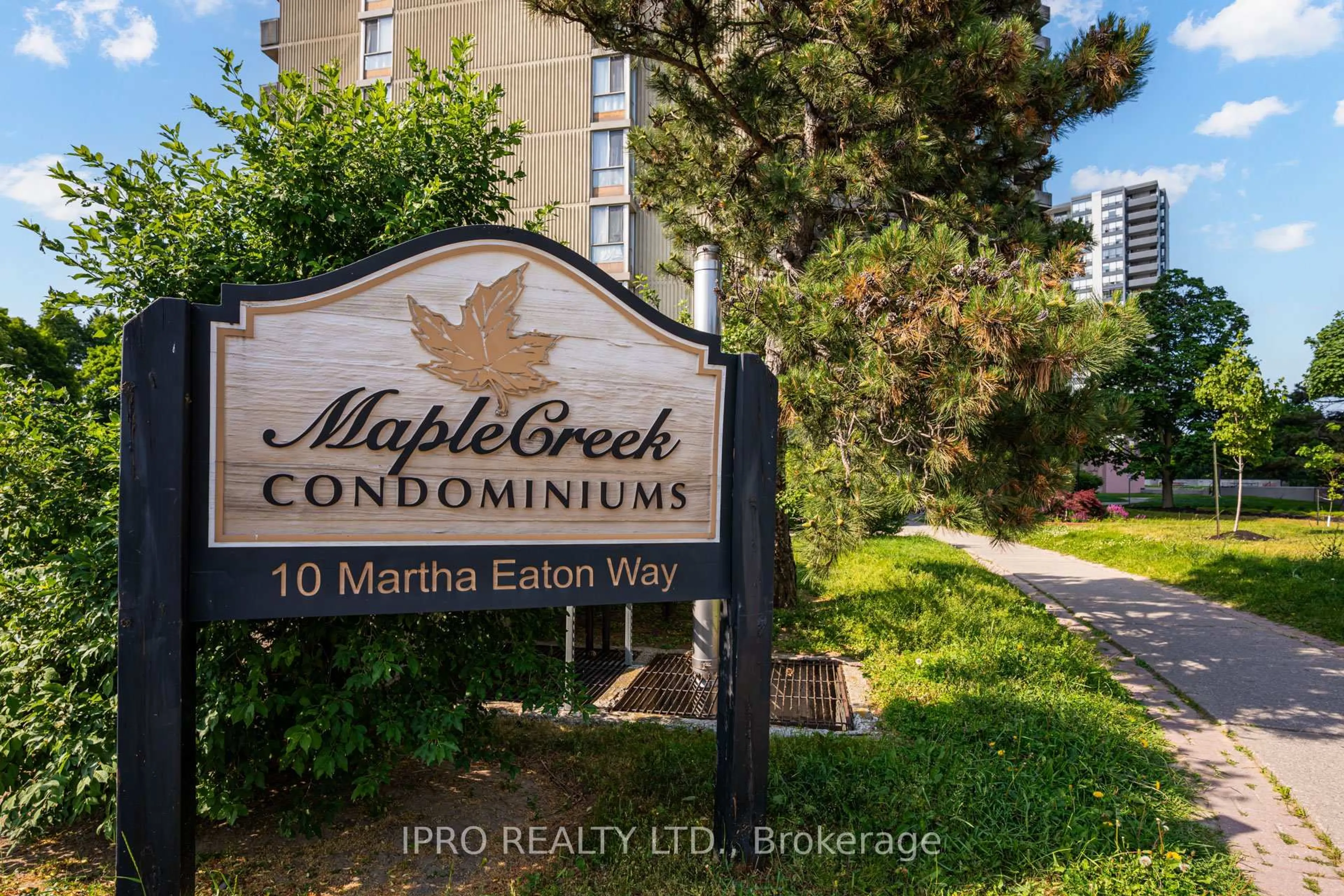 Indoor entryway for 10 Martha Eaton Way #2412, Toronto Ontario M6M 5B3