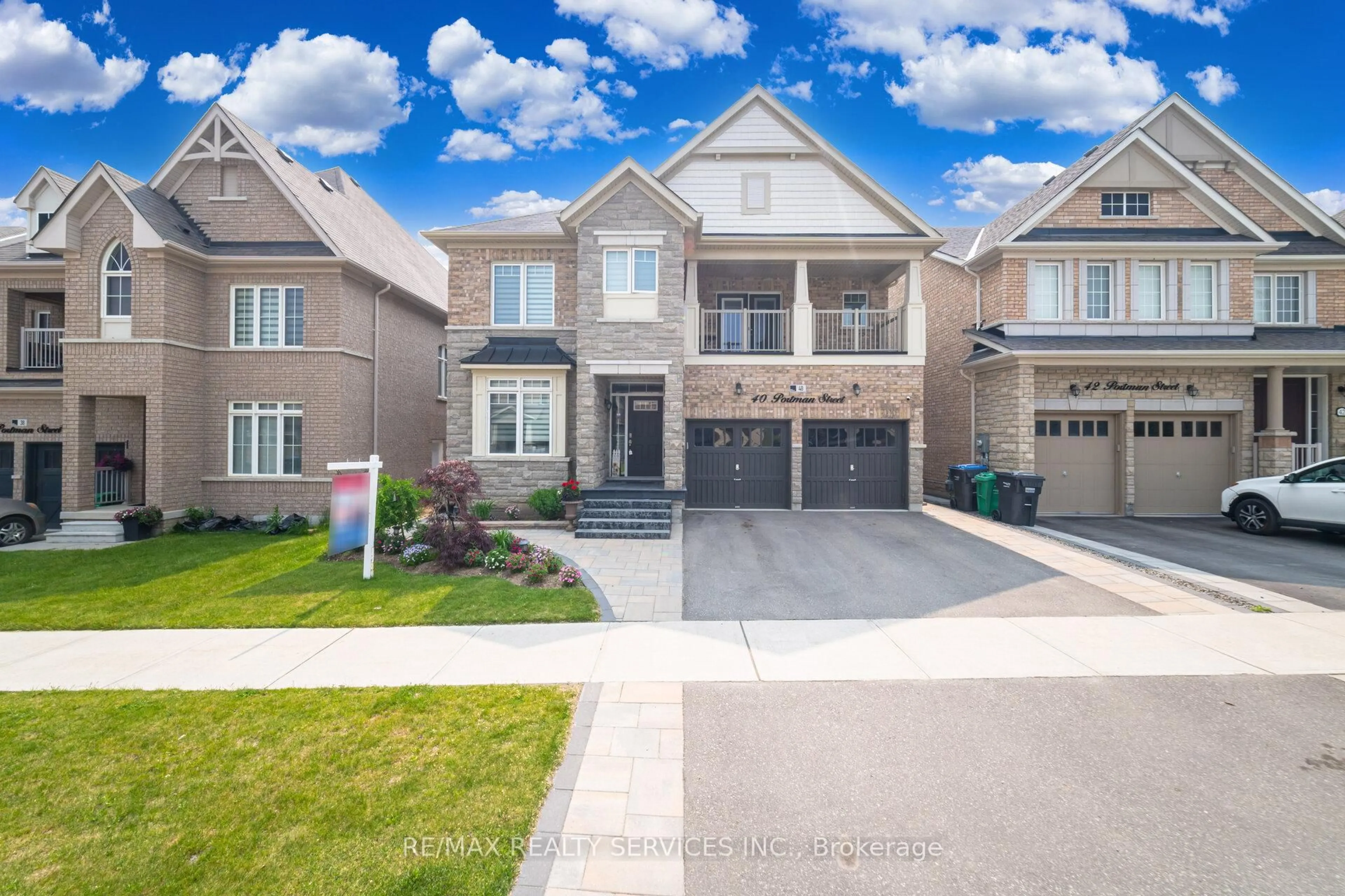 Home with brick exterior material, street for 40 Portman St, Caledon Ontario L7C 4E5