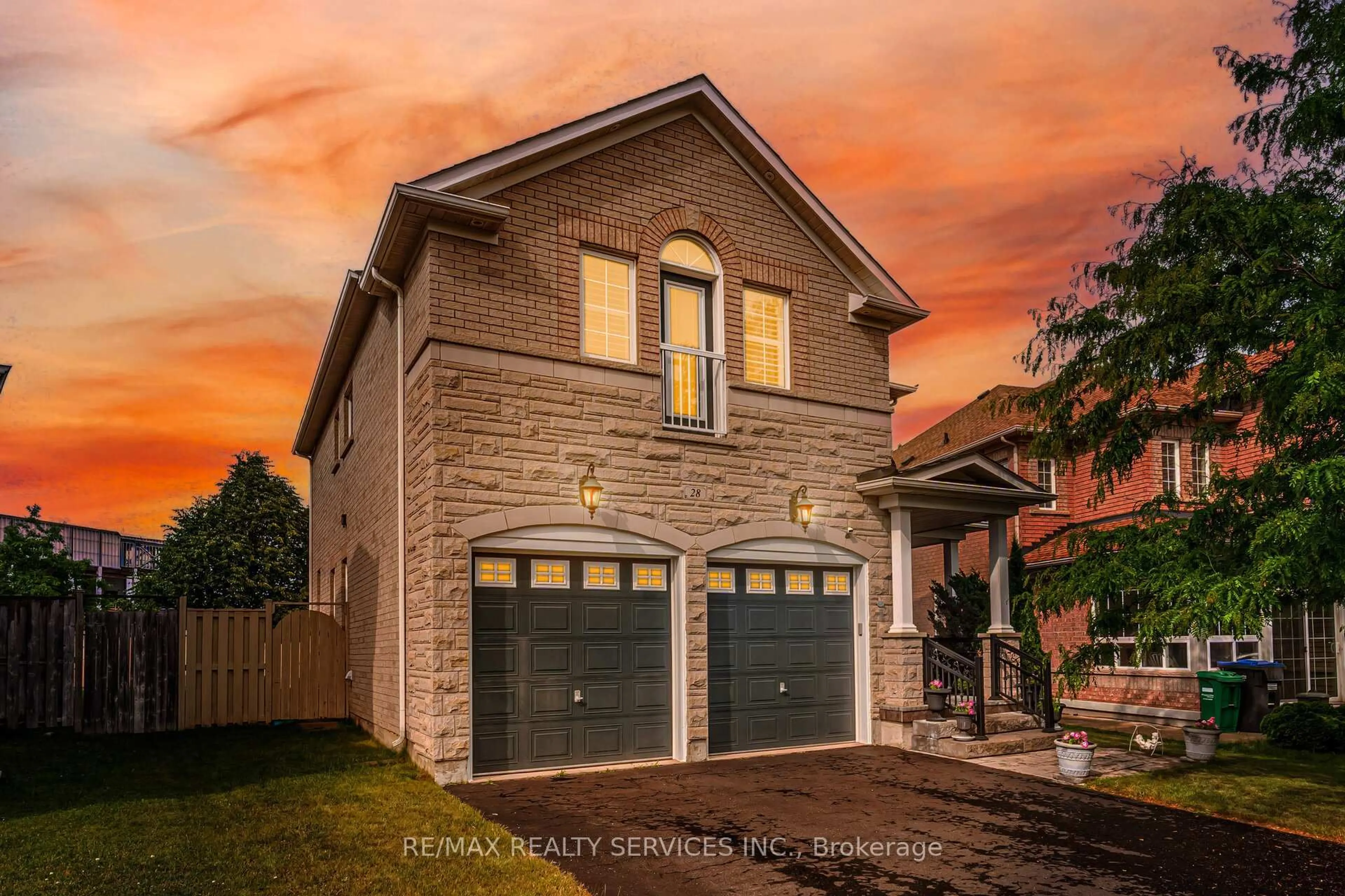 Home with brick exterior material, street for 28 Showboat Cres, Brampton Ontario L6V 4R5