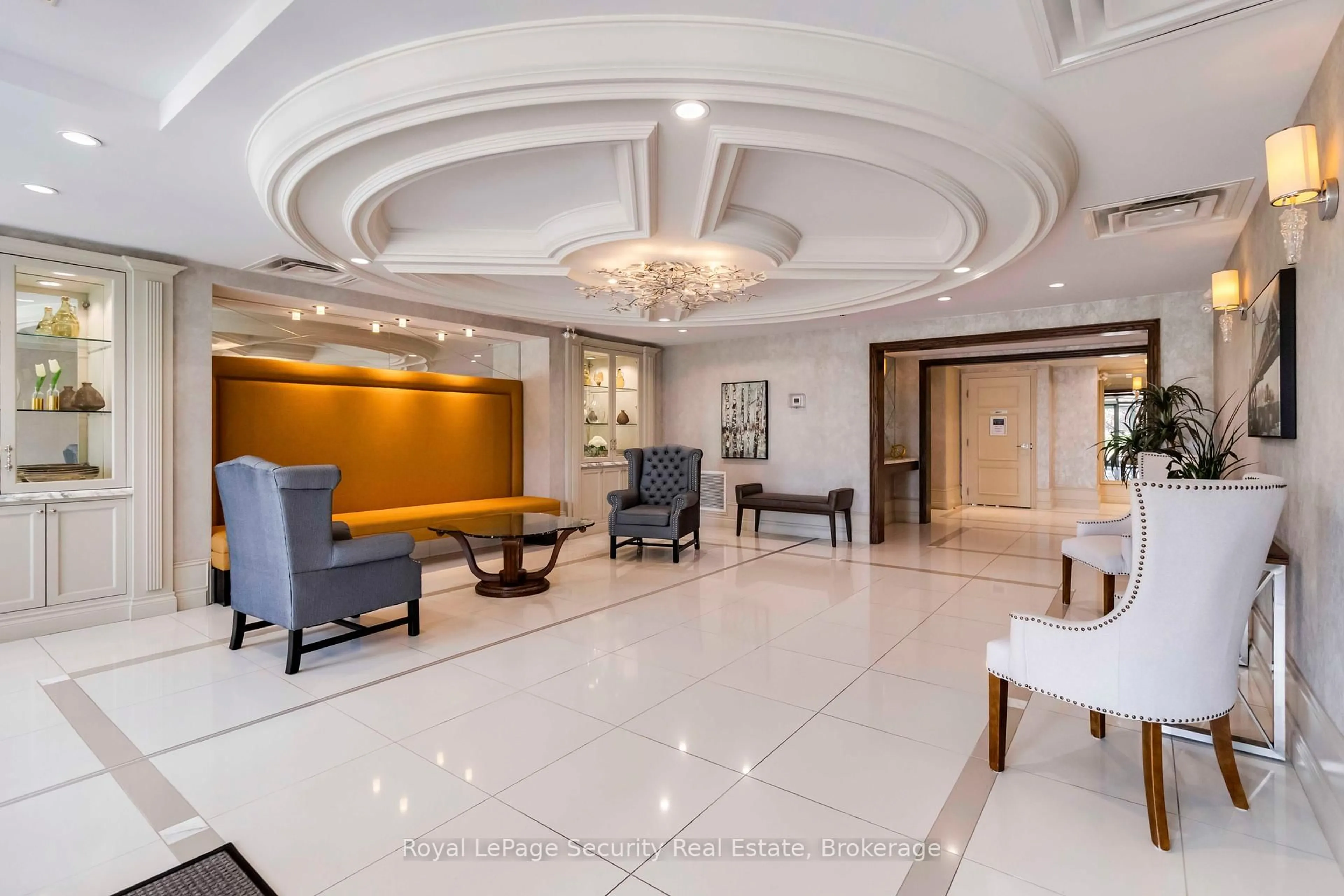 Lobby for 50 Via Rosedale Way #210, Brampton Ontario L6R 3Z7