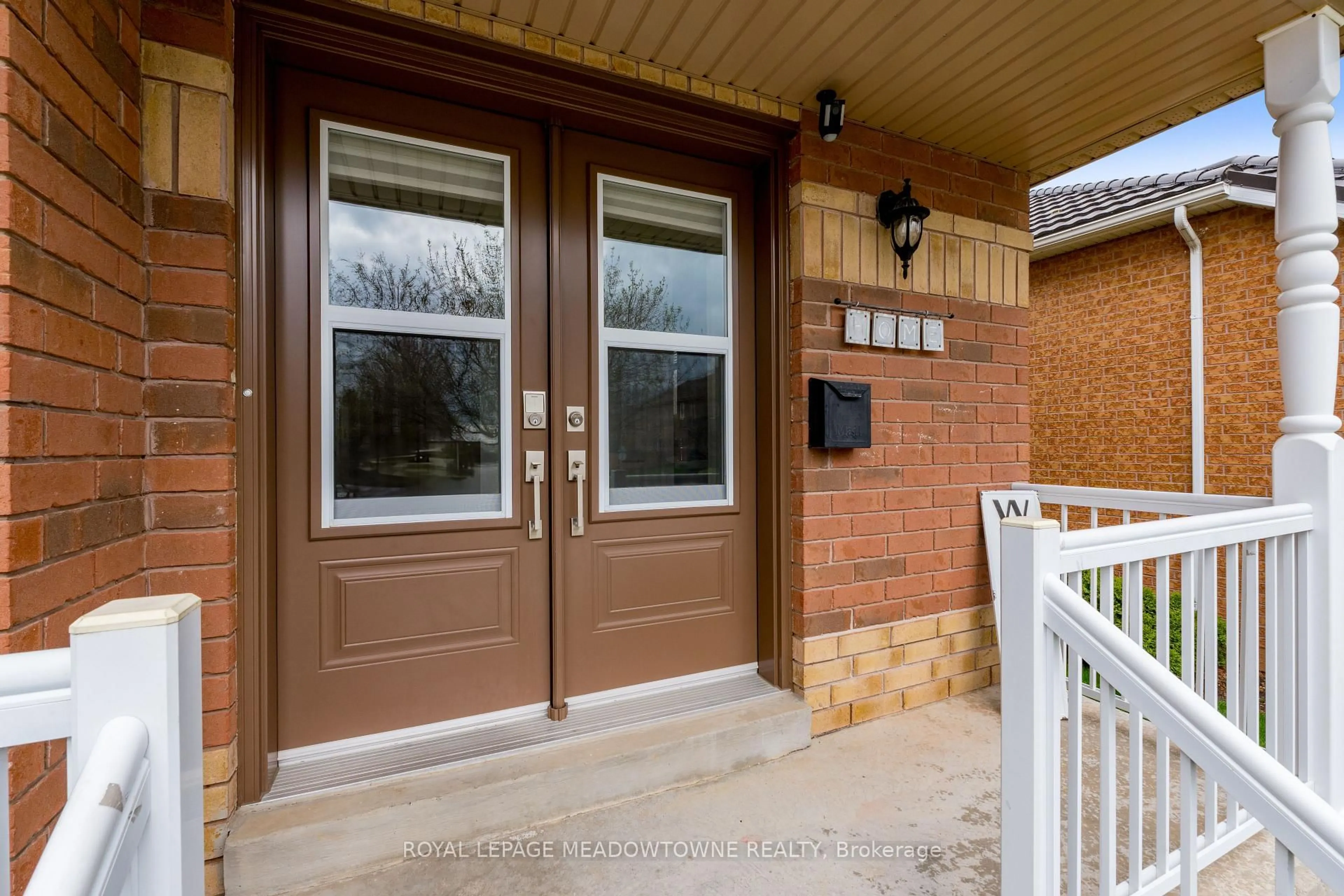 Unknown for 110 Mowat Cres, Halton Hills Ontario L7G 6C8