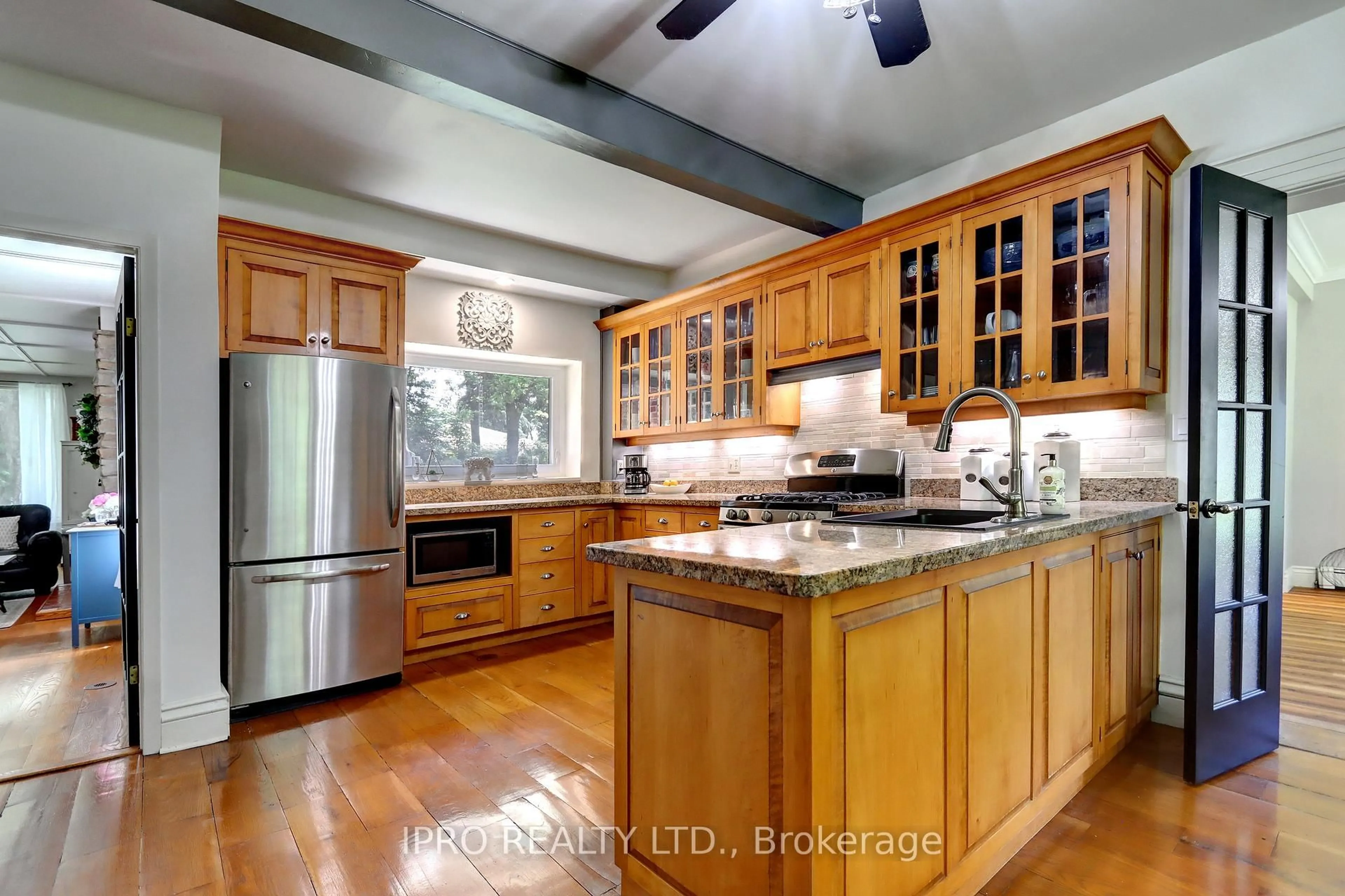 Open concept kitchen, unknown for 4 Stewarttown Rd, Halton Hills Ontario L7G 4S5