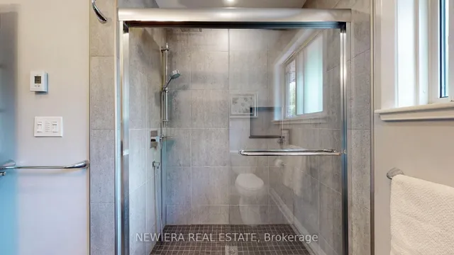 Additional property image - 5331 Mericourt Rd