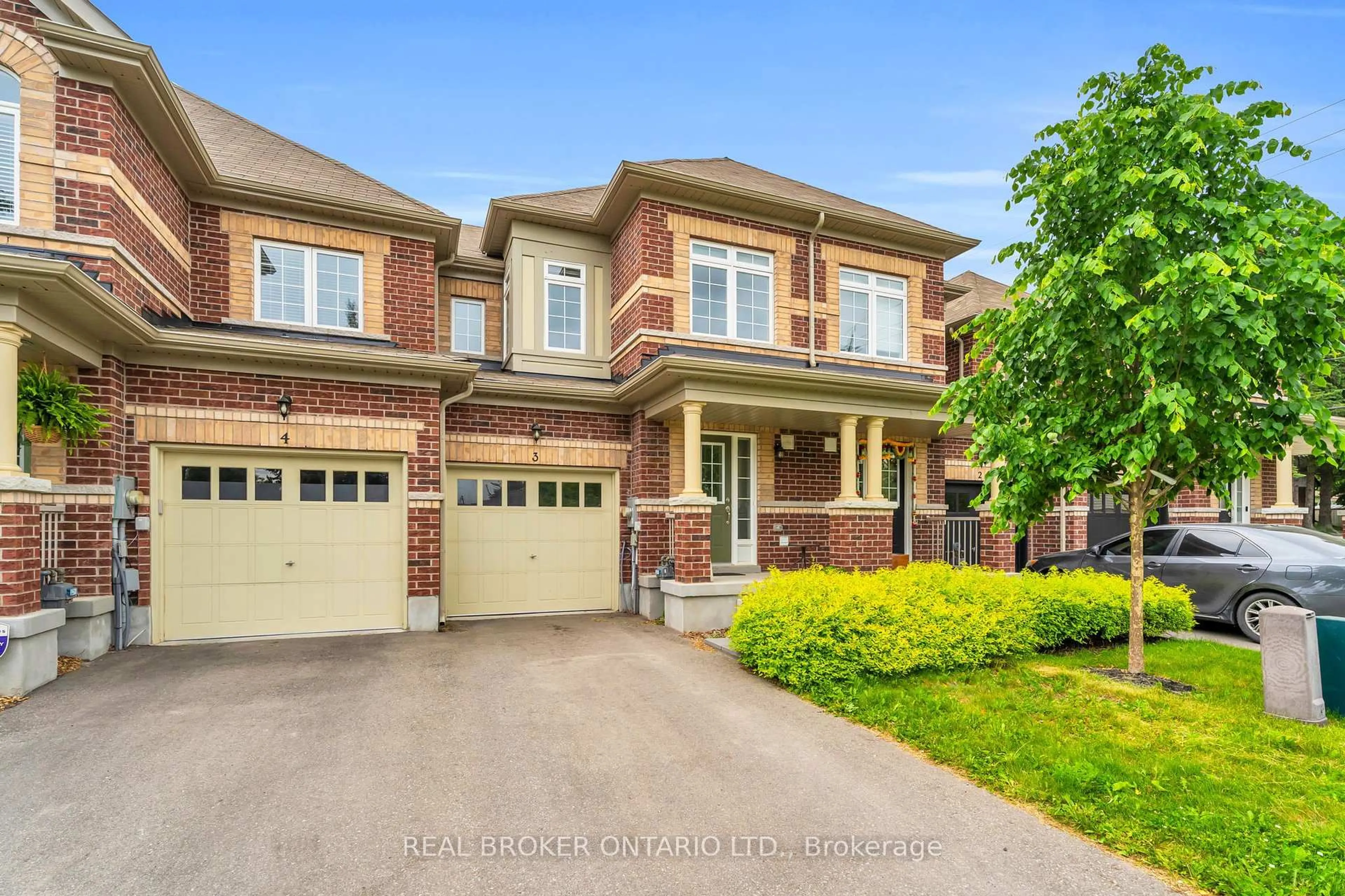 Home with brick exterior material, street for 31 Townline #3, Orangeville Ontario L9W 1T6