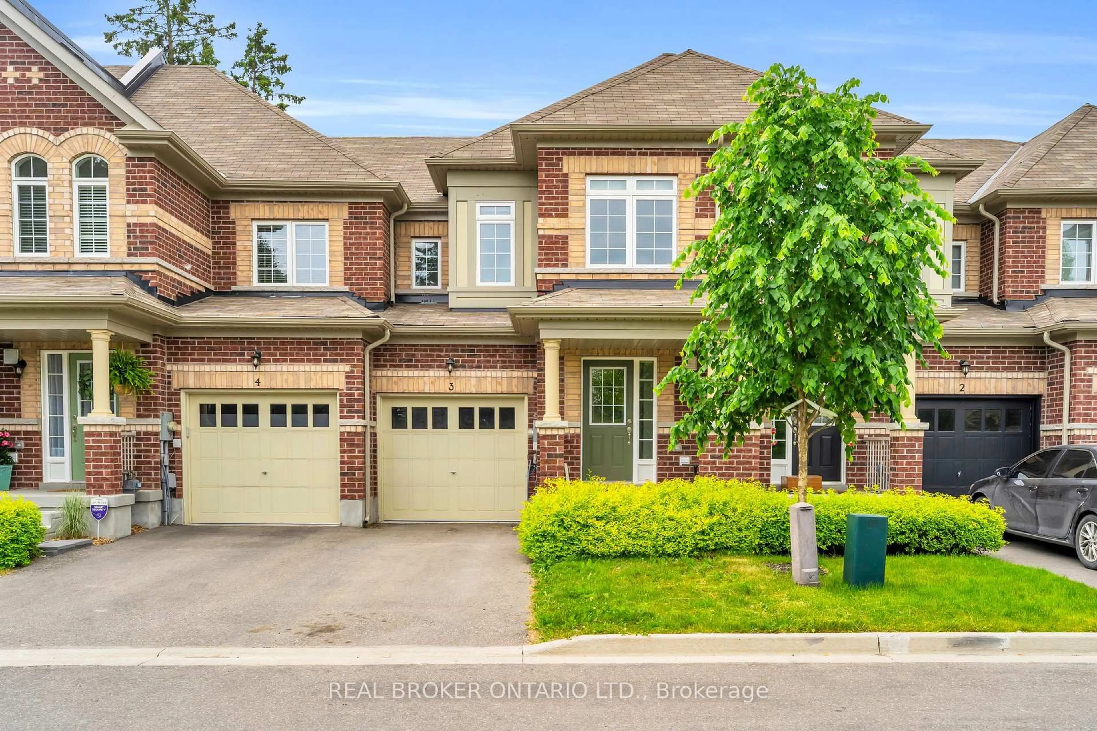 Home with brick exterior material, street for 31 Townline #3, Orangeville Ontario L9W 1T6