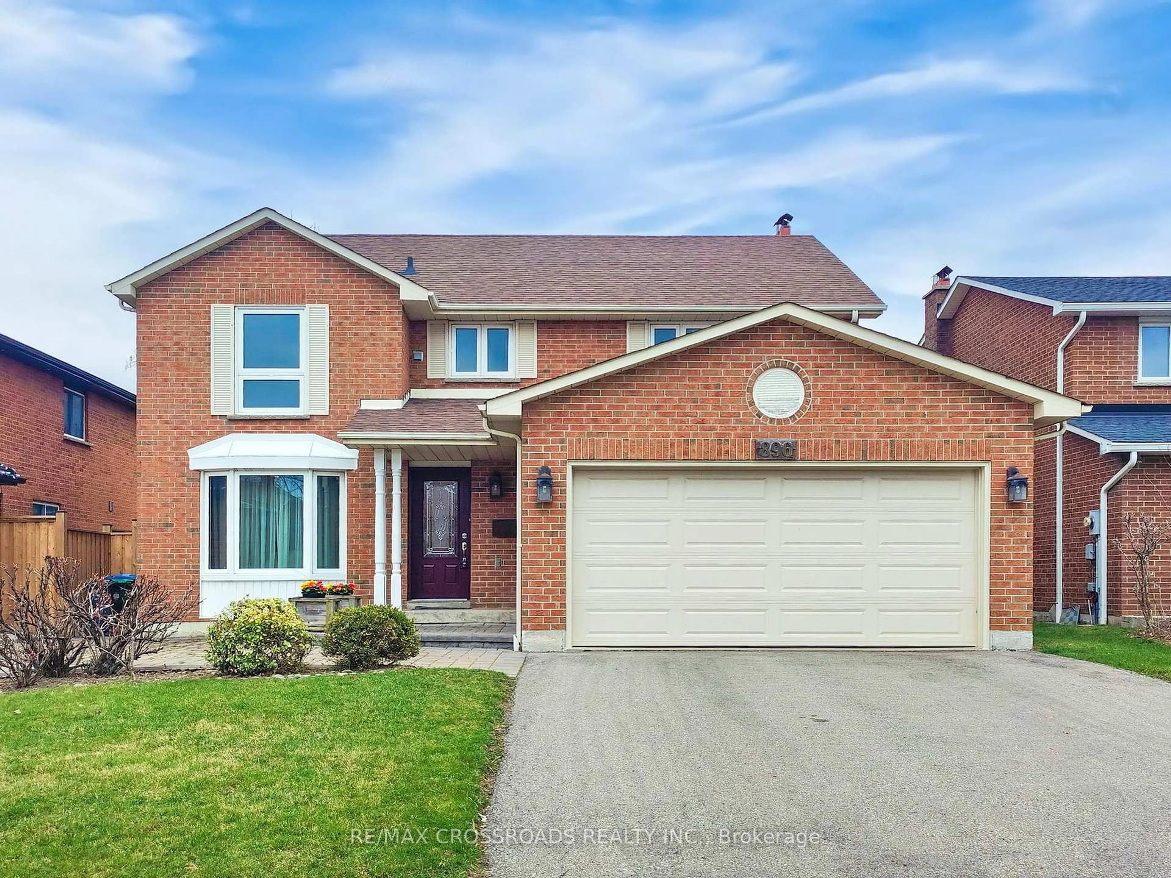 Home with brick exterior material, street for 896 Willowbank Tr, Mississauga Ontario L4W 3T7