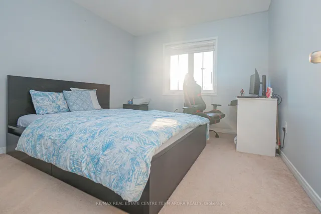 Additional image 12 of 157 Baffin Cres