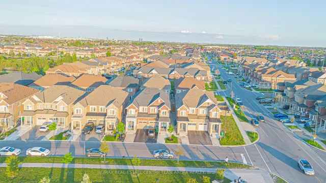 Additional image 3 of 157 Baffin Cres