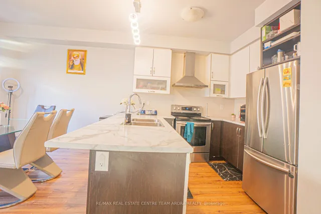 Additional image 23 of 157 Baffin Cres