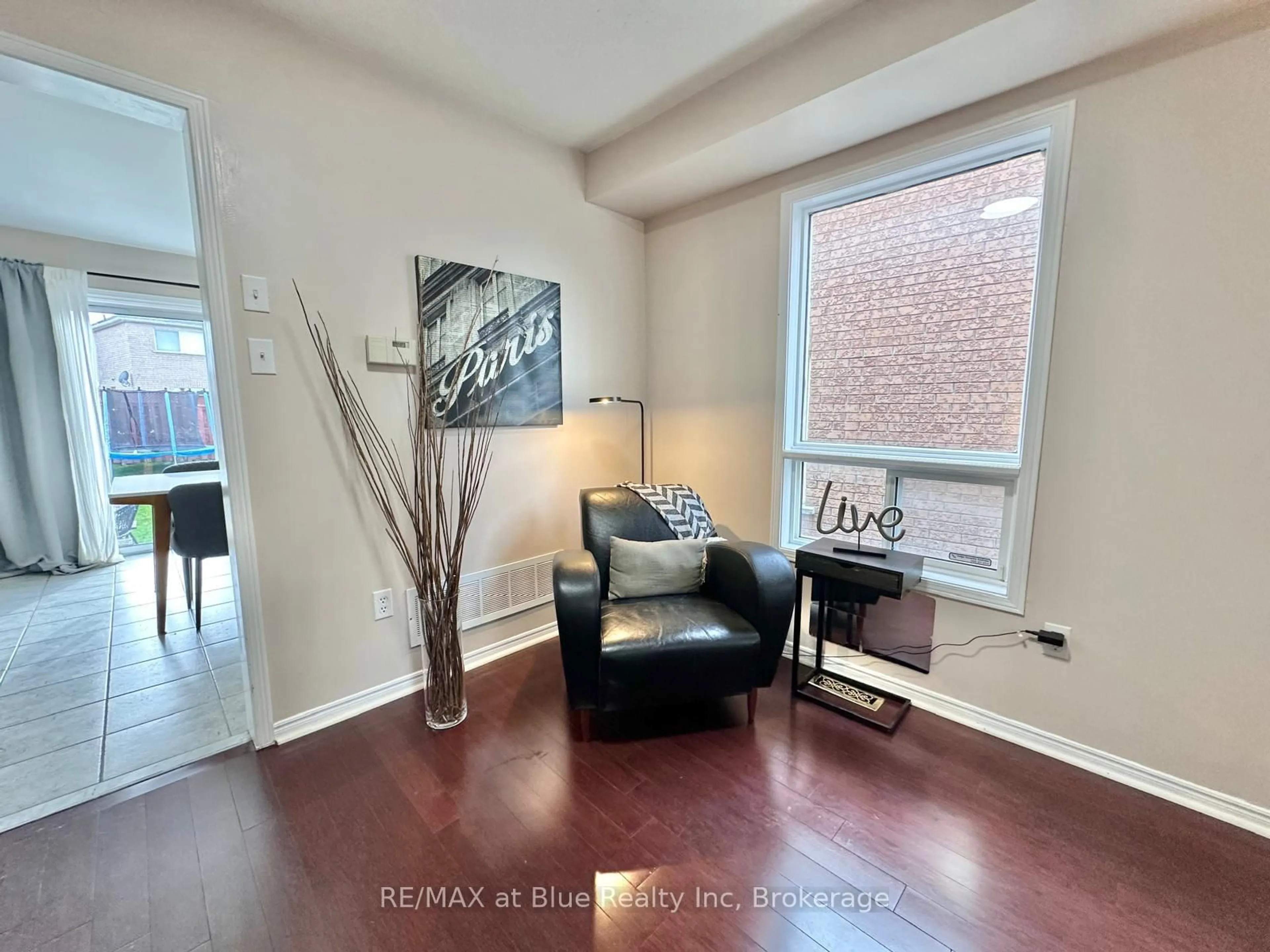 A pic of a room for 192 Lockwood Rd, Brampton Ontario L6Y 4Y4